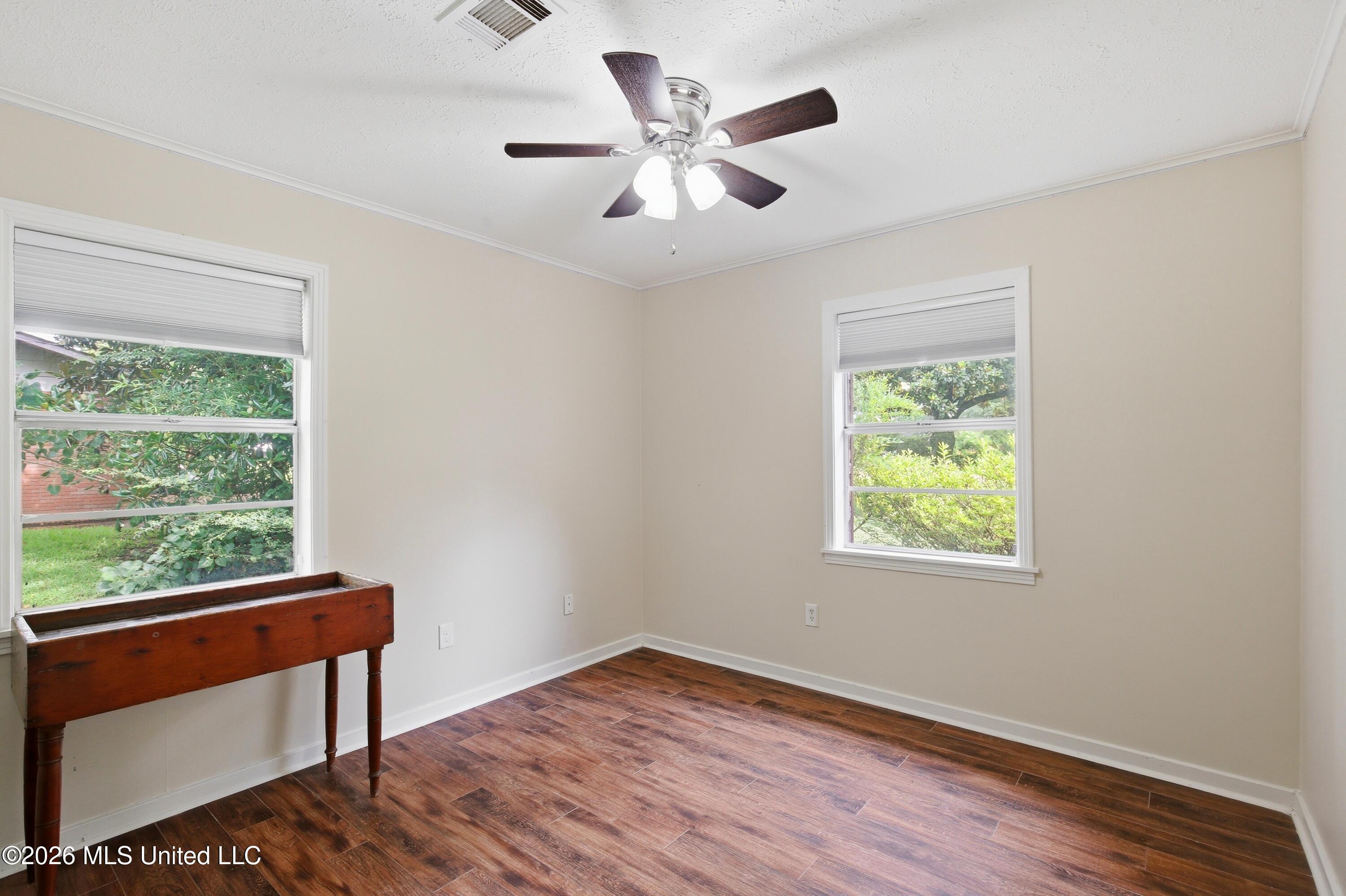215 Sheryl Drive Property Photo 27