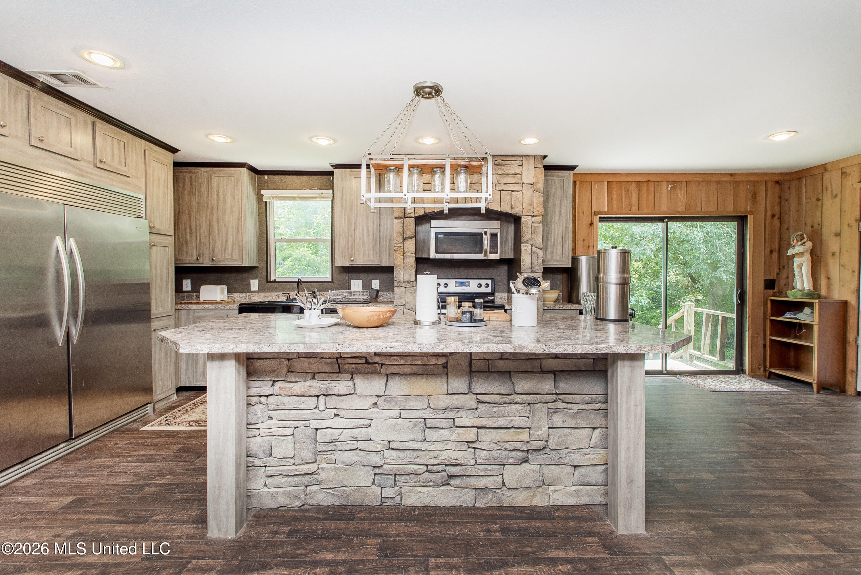 1086 Coffey Road Property Photo 5