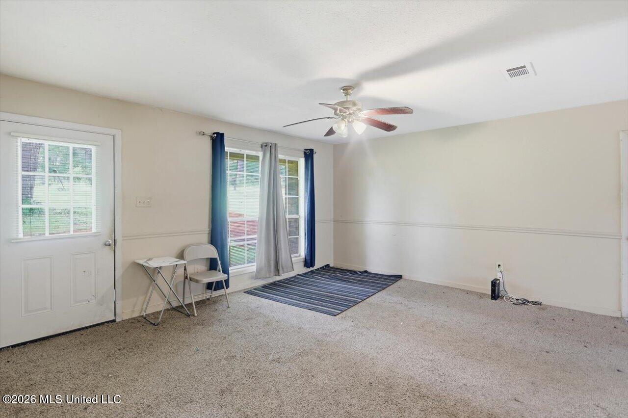 4813 Terry Road Property Photo 7