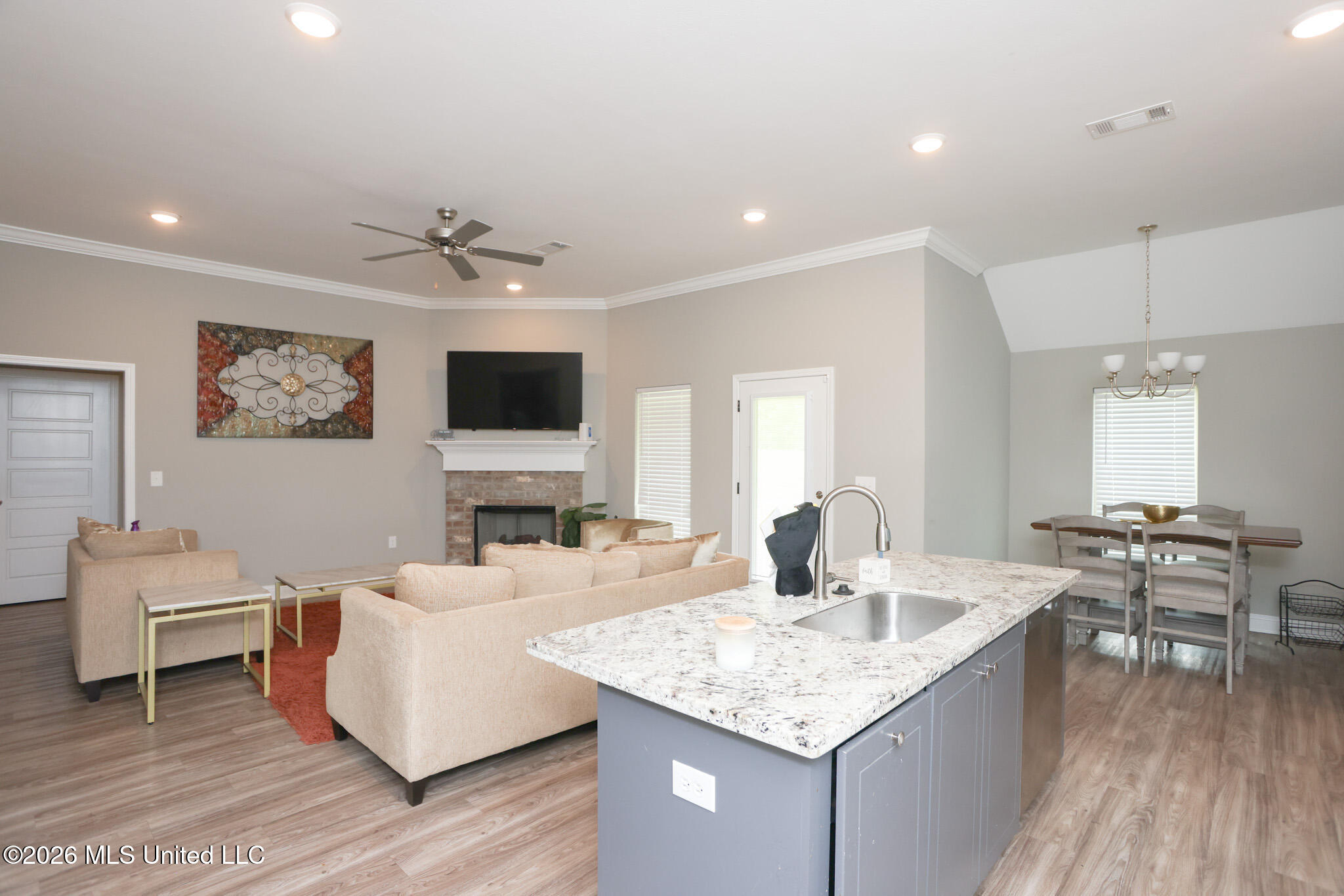 629 Westfield Drive Property Photo 3