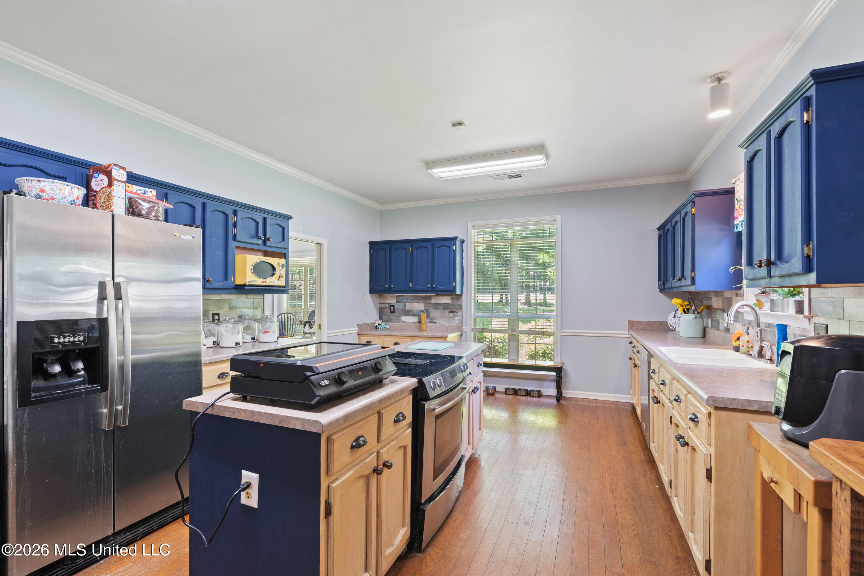 6460 Autumn Oaks Drive Property Photo 12