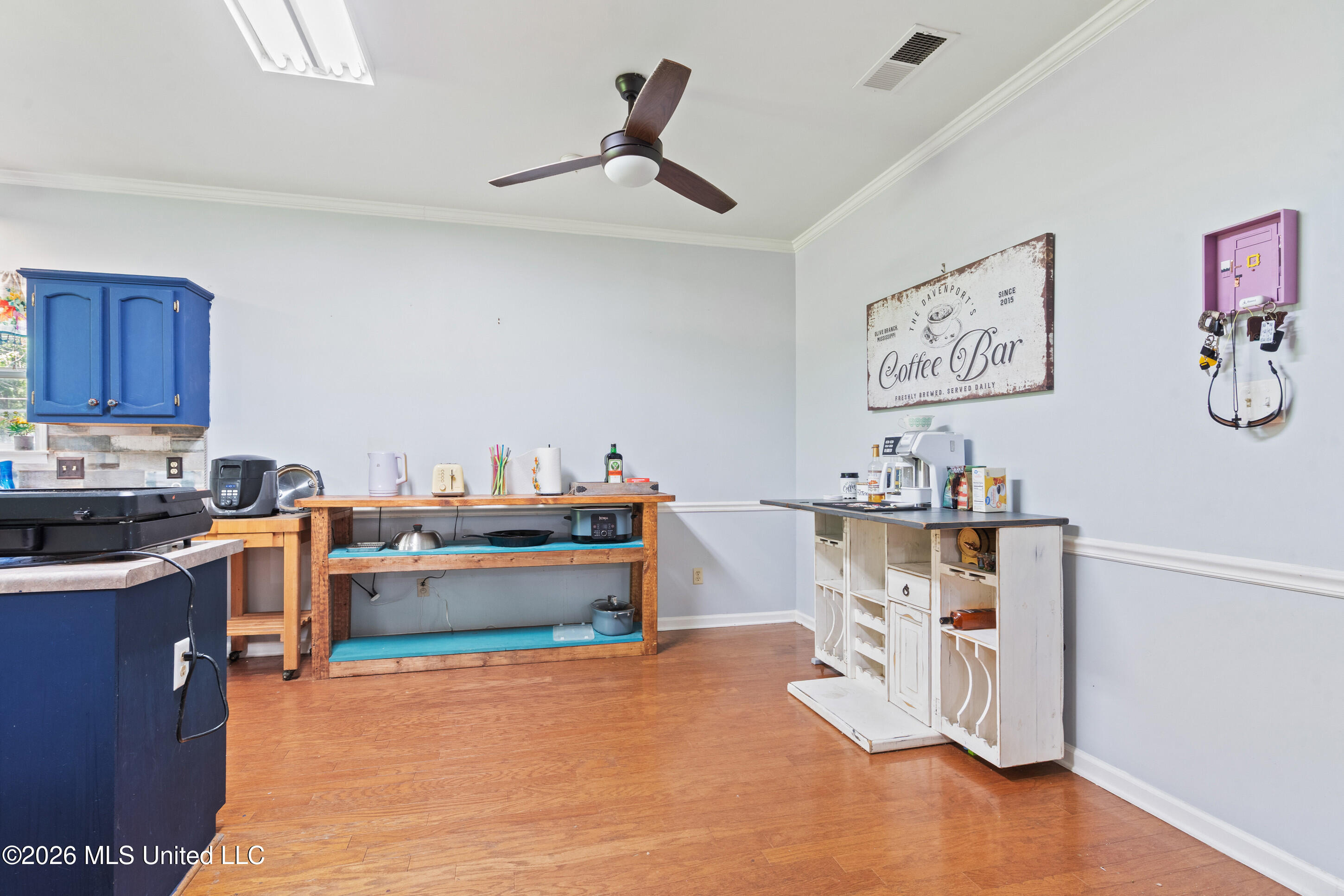 6460 Autumn Oaks Drive Property Photo 15