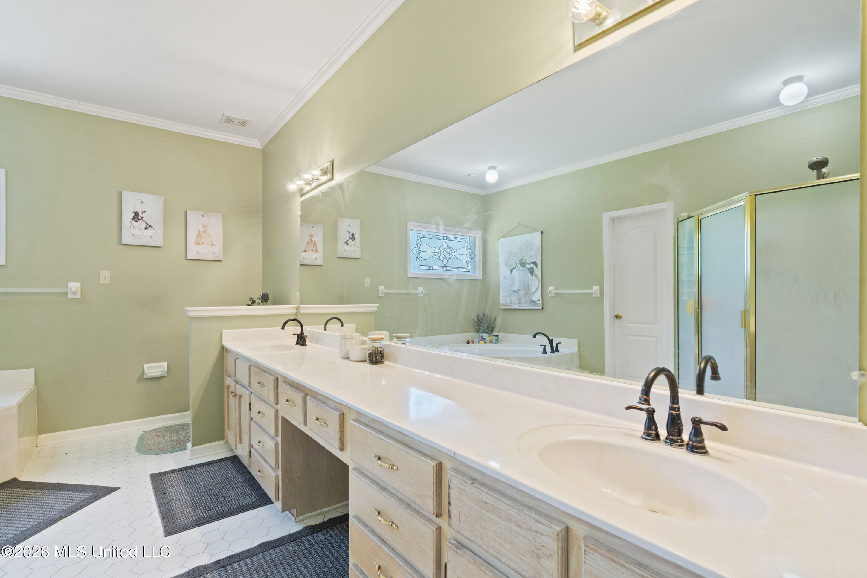 6460 Autumn Oaks Drive Property Photo 25