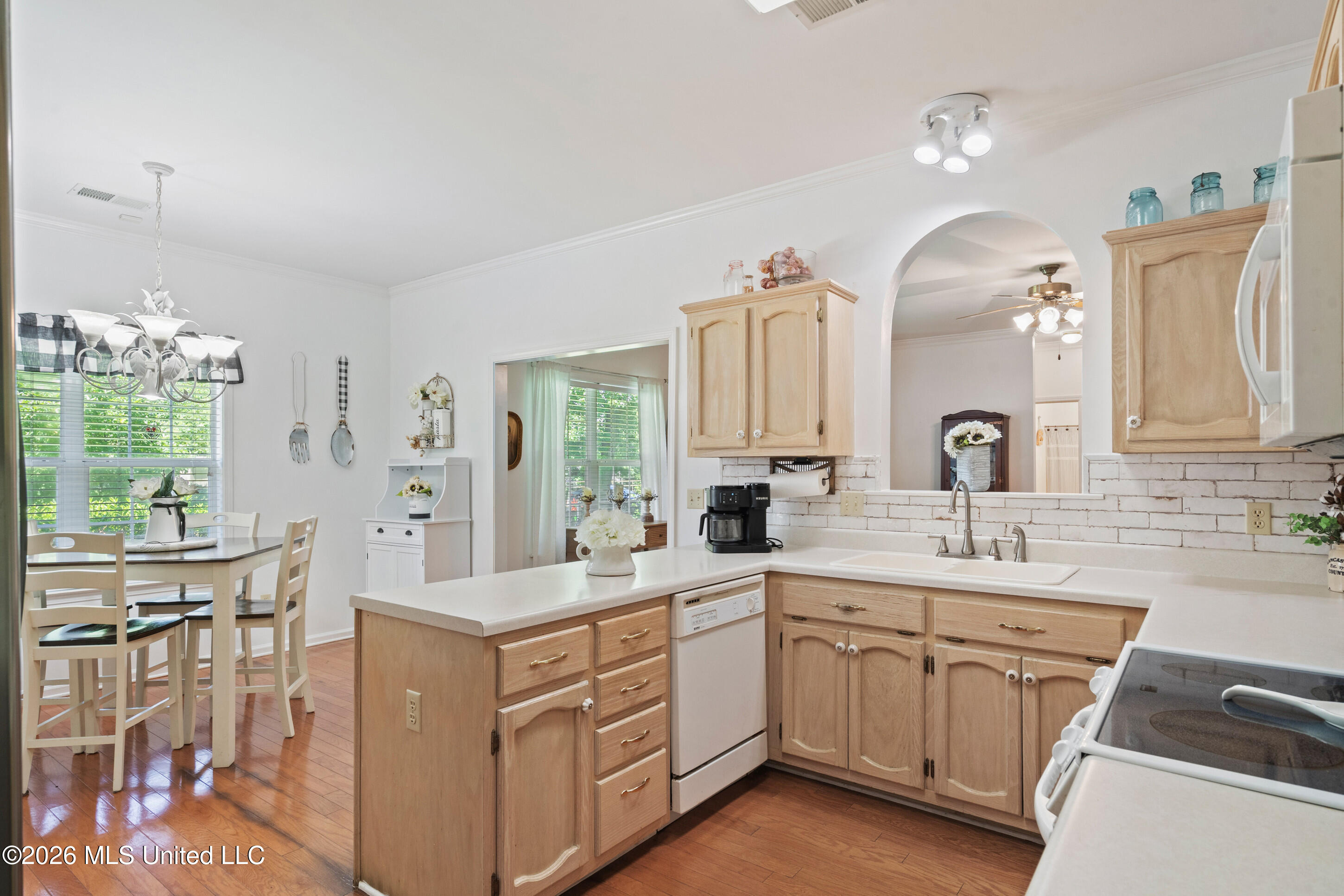 6460 Autumn Oaks Drive Property Photo 37