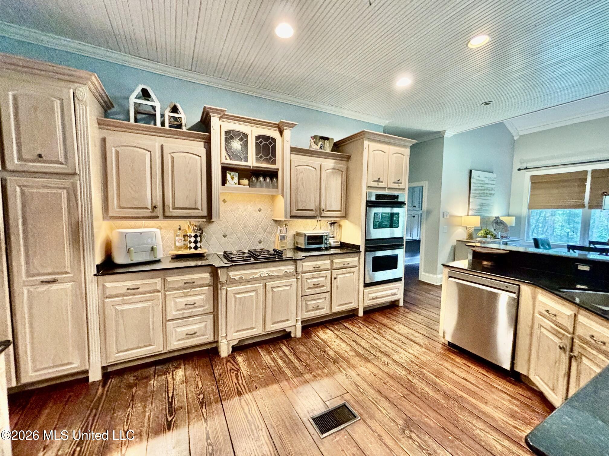 388 Renfroe Road Property Photo 9