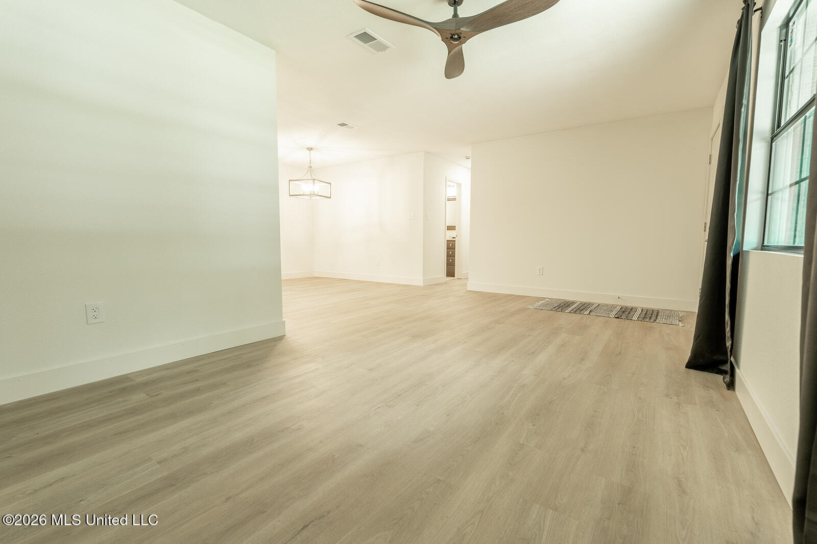 809 Jarrell Street Property Photo 11