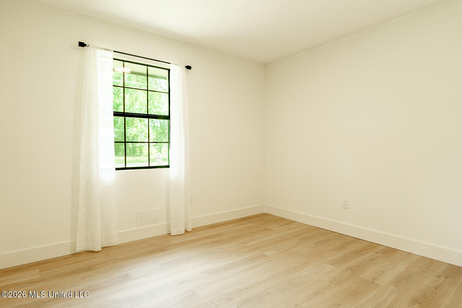 809 Jarrell Street Property Photo 29