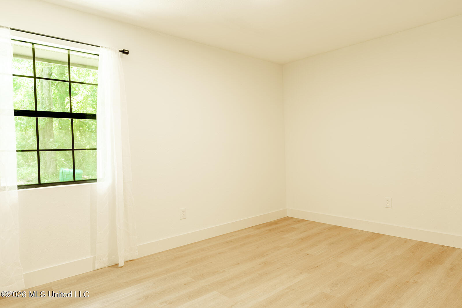 809 Jarrell Street Property Photo 33