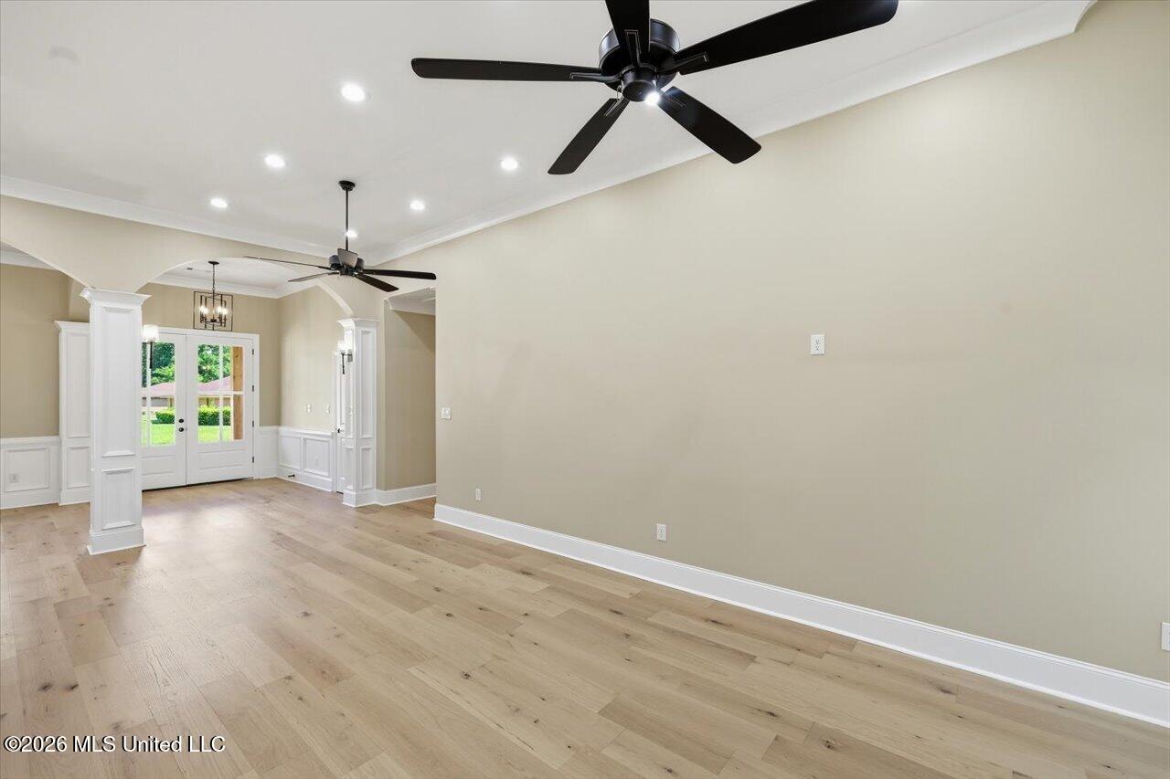 280 Fairfield Drive Property Photo 9