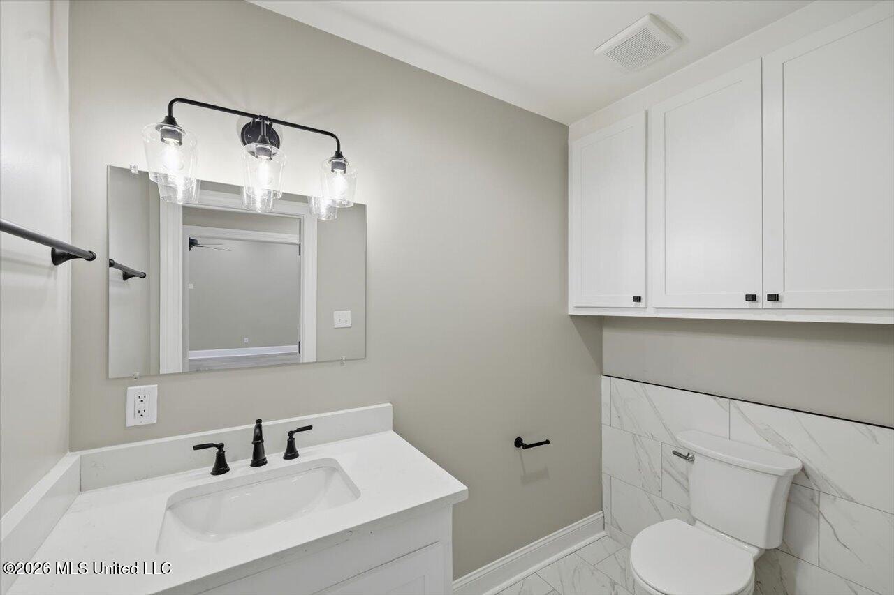 280 Fairfield Drive Property Photo 20