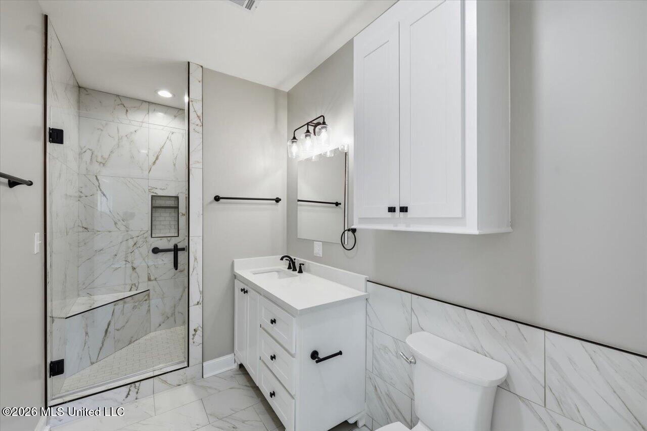 280 Fairfield Drive Property Photo 23