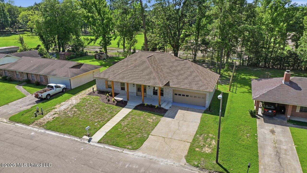 280 Fairfield Drive Property Photo 39
