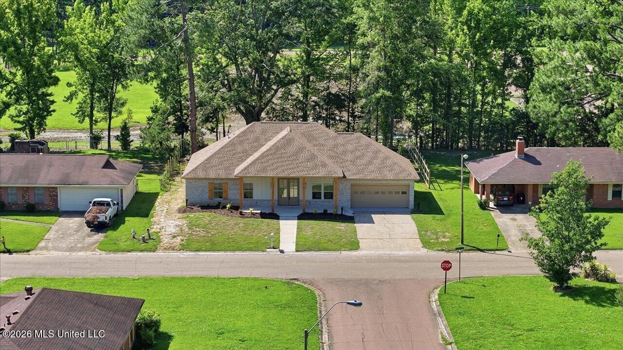 280 Fairfield Drive Property Photo 49
