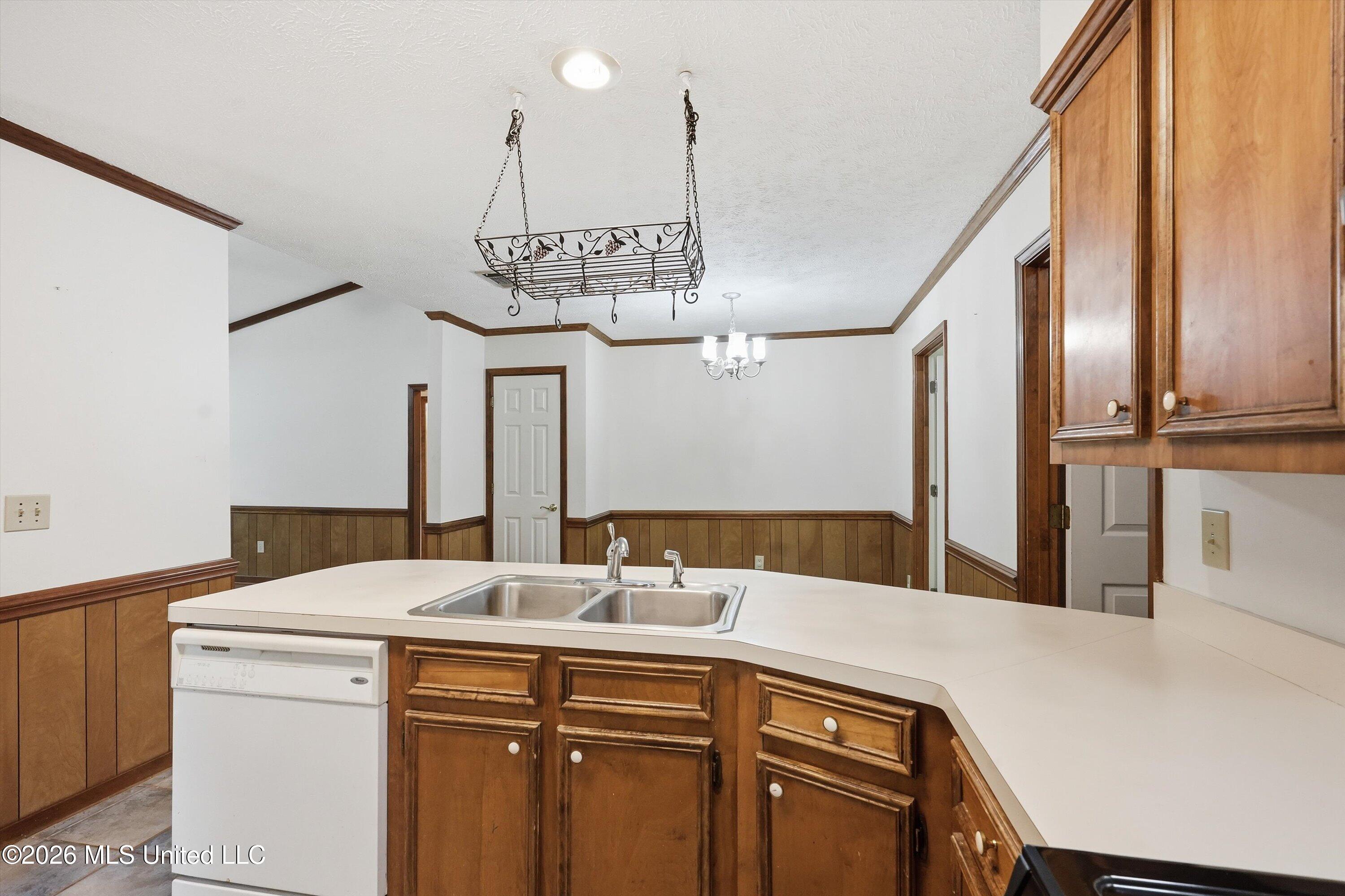339 Barfield Drive Property Photo 14