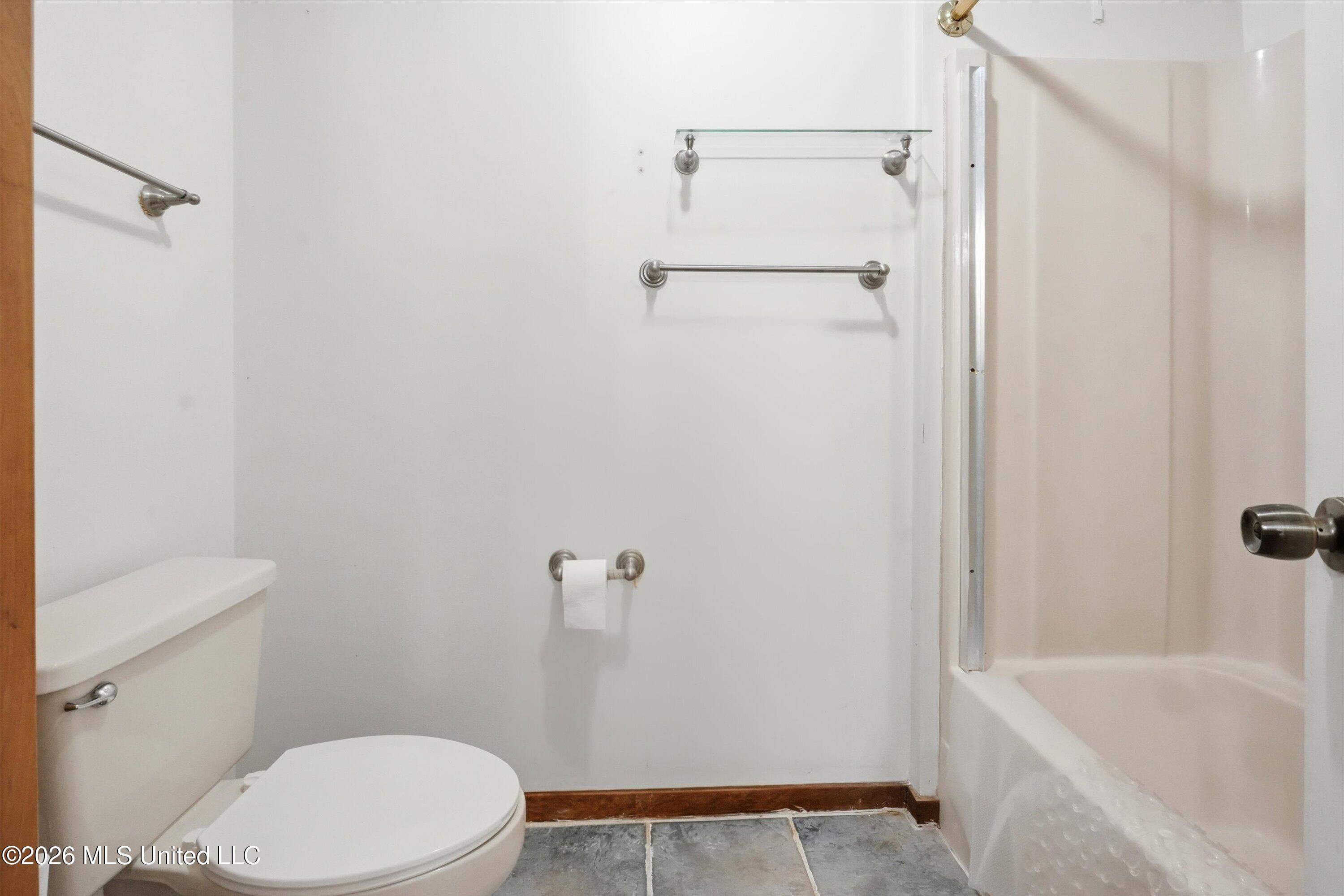 339 Barfield Drive Property Photo 21