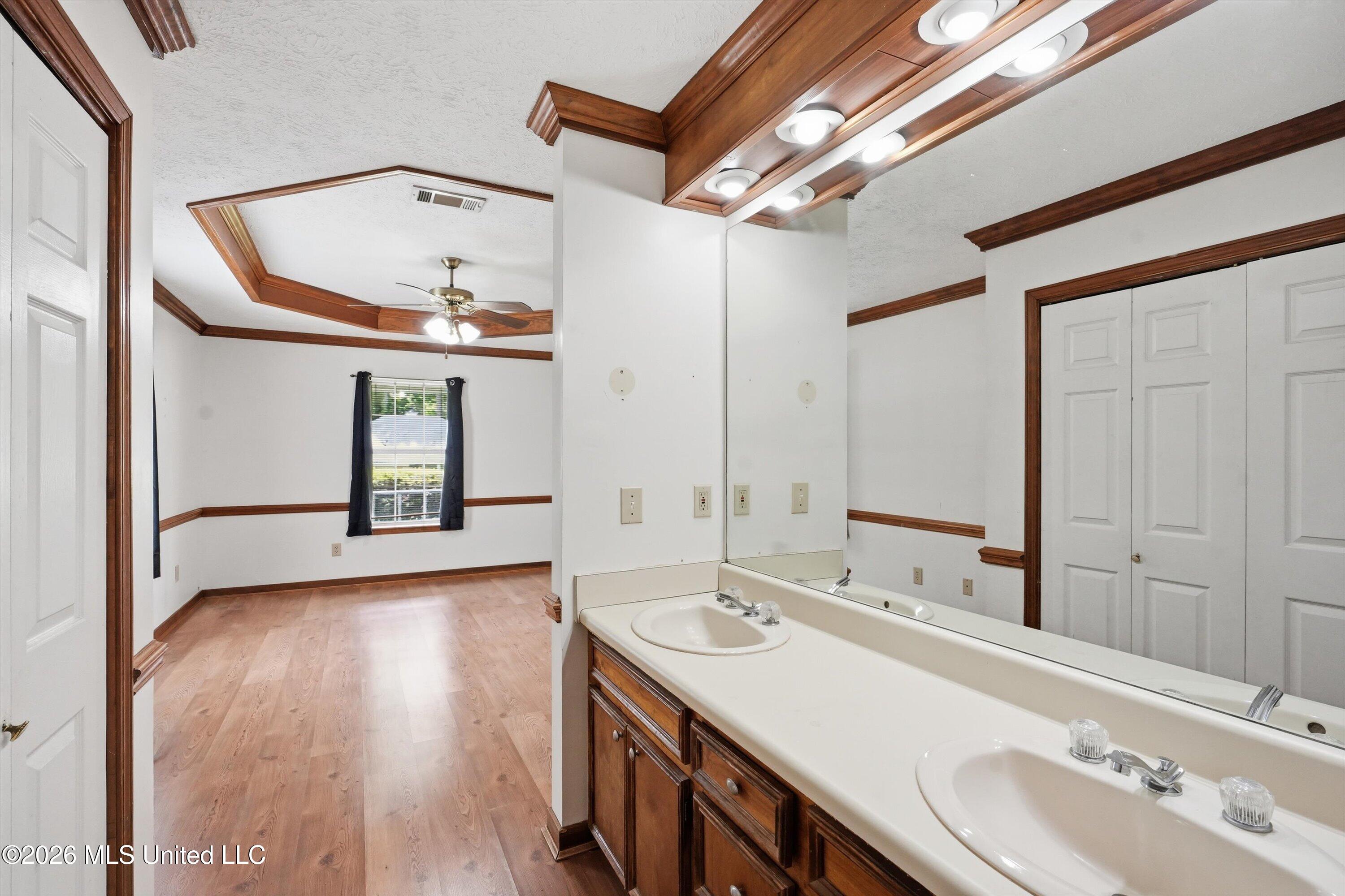 339 Barfield Drive Property Photo 22