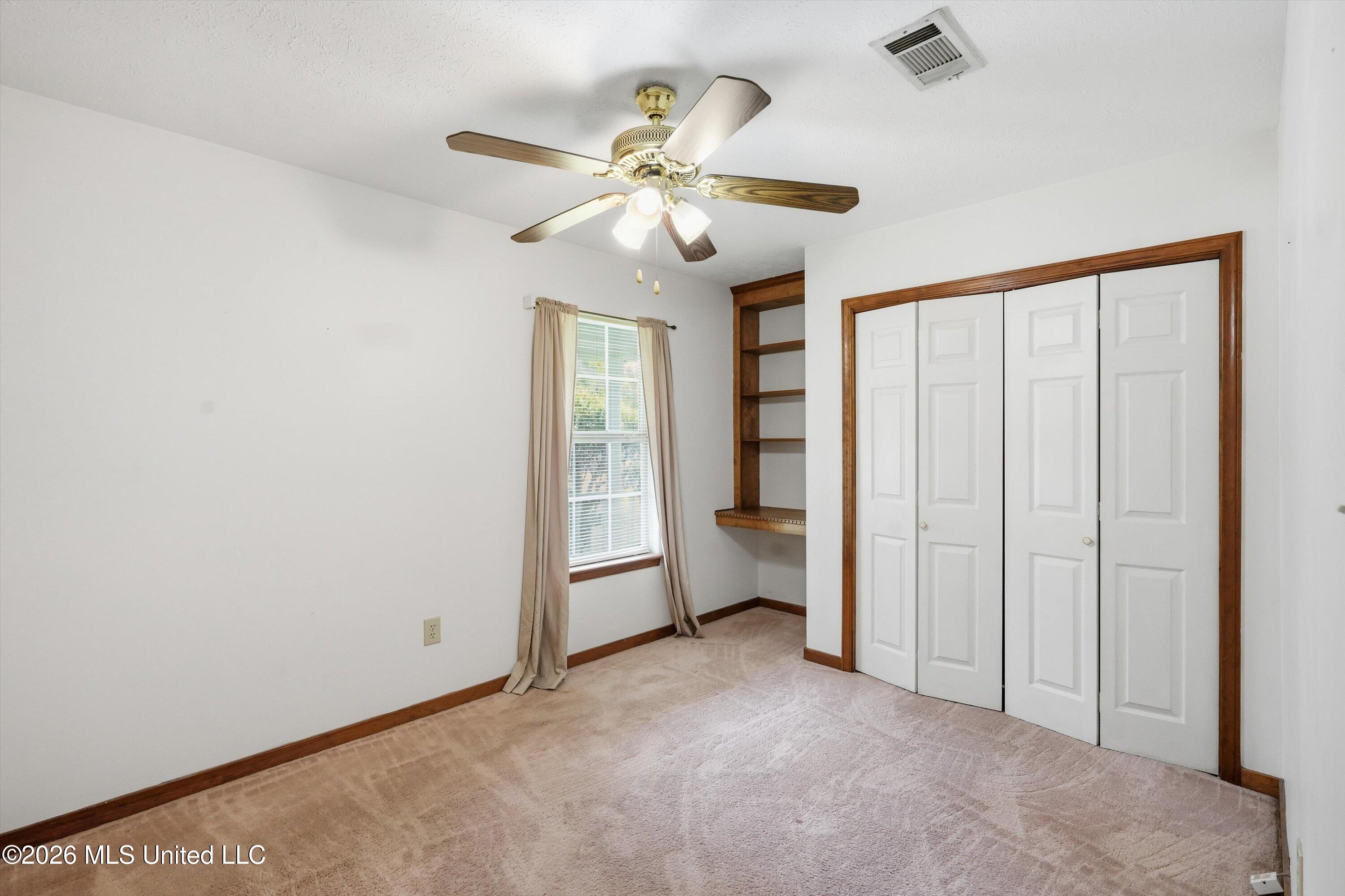 339 Barfield Drive Property Photo 23
