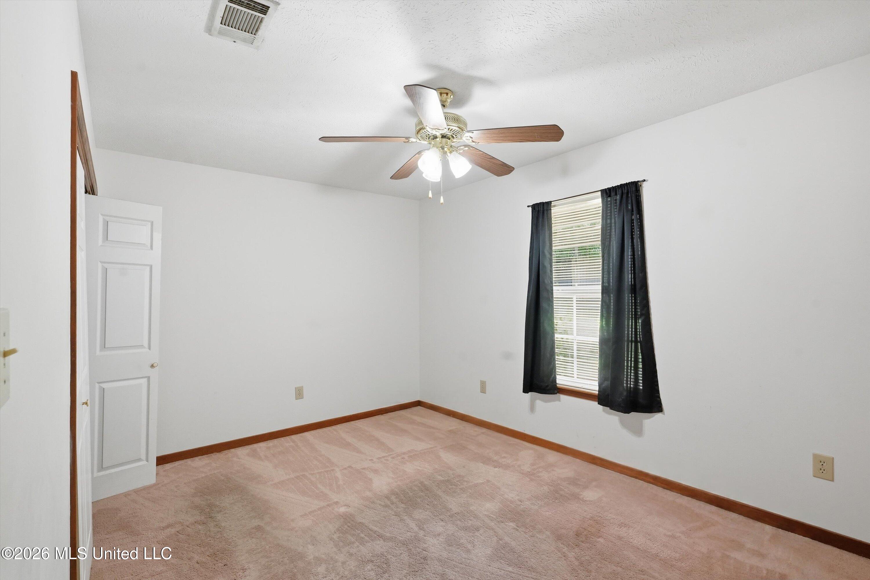 339 Barfield Drive Property Photo 26
