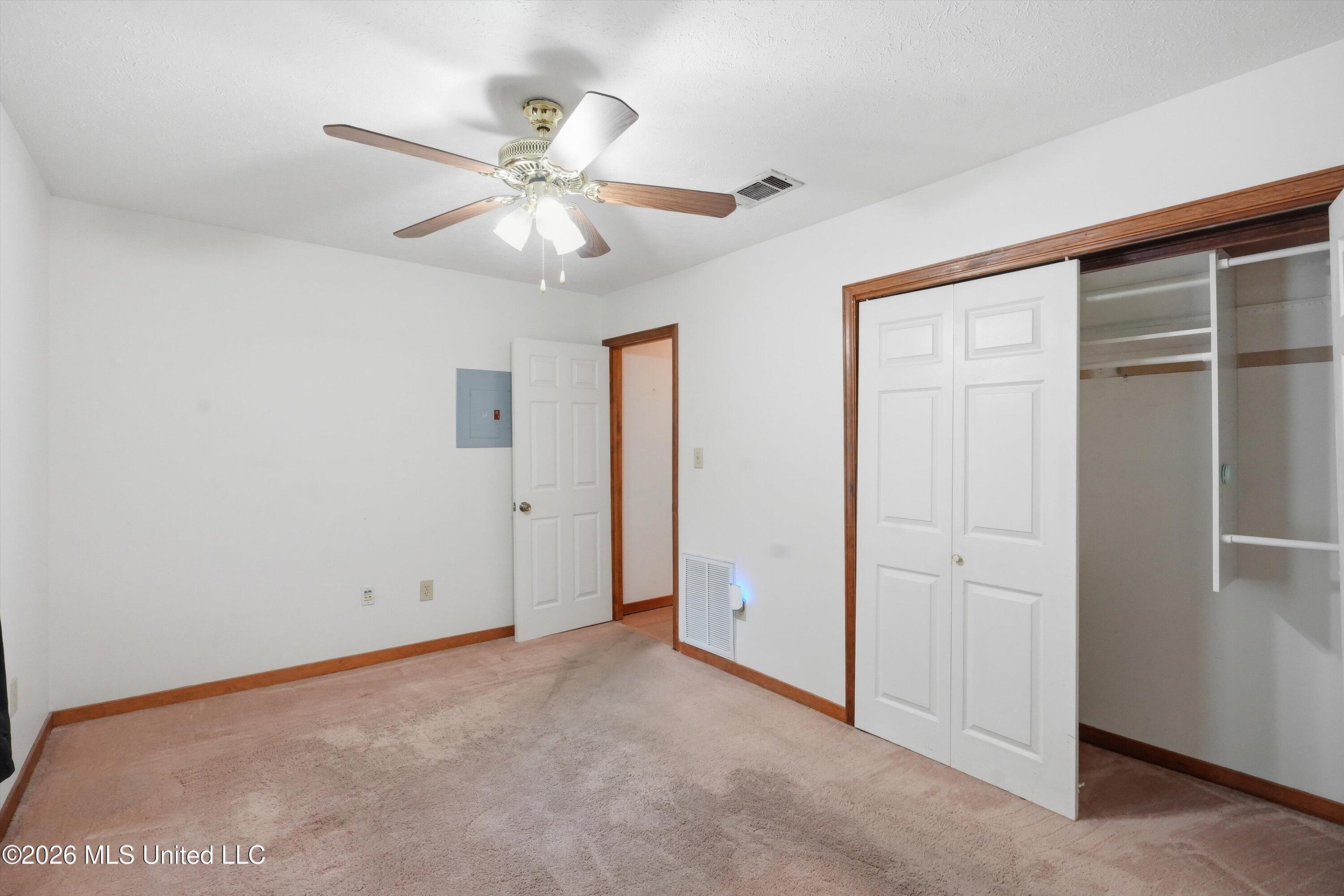 339 Barfield Drive Property Photo 27