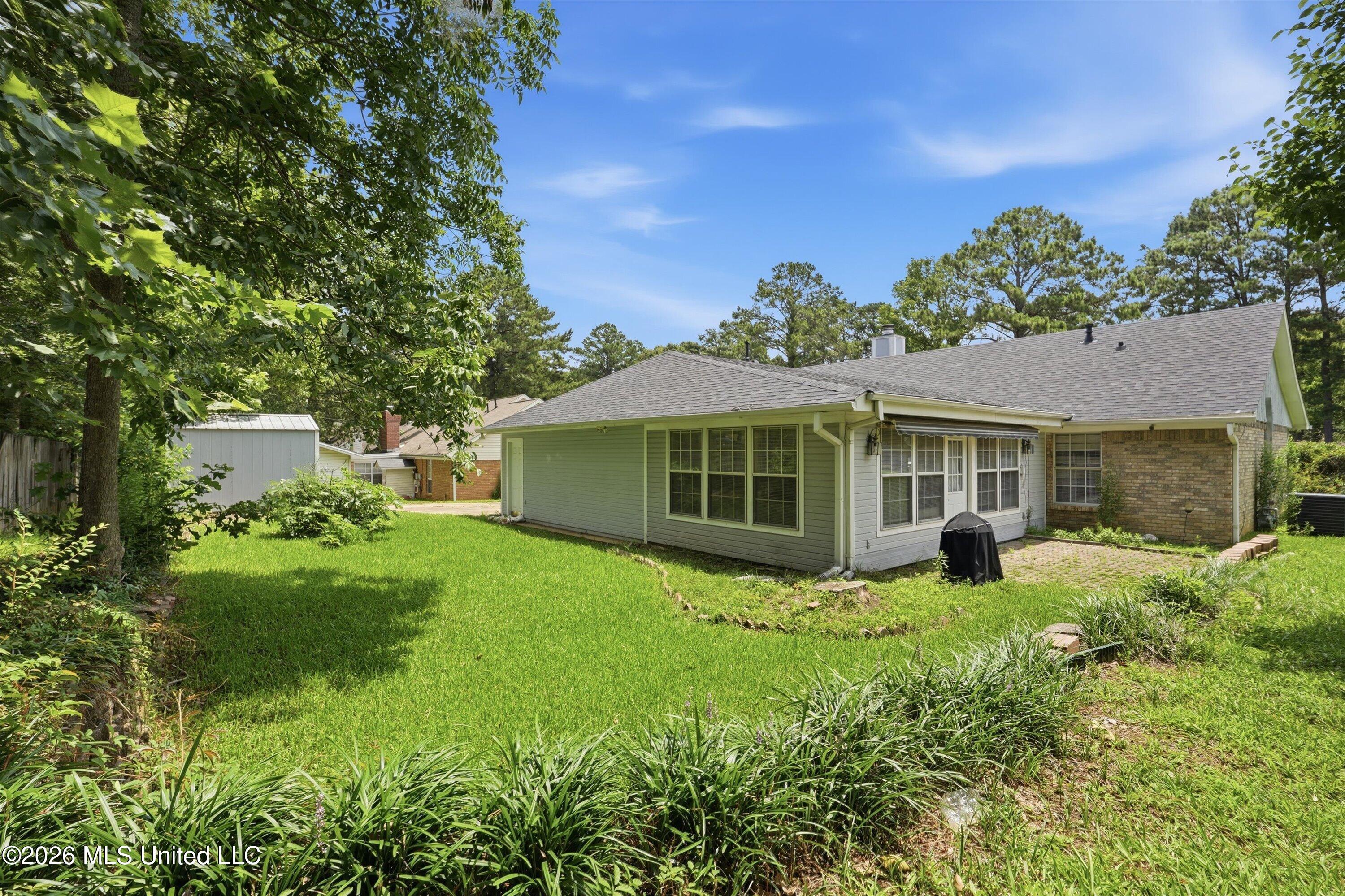 339 Barfield Drive Property Photo 32