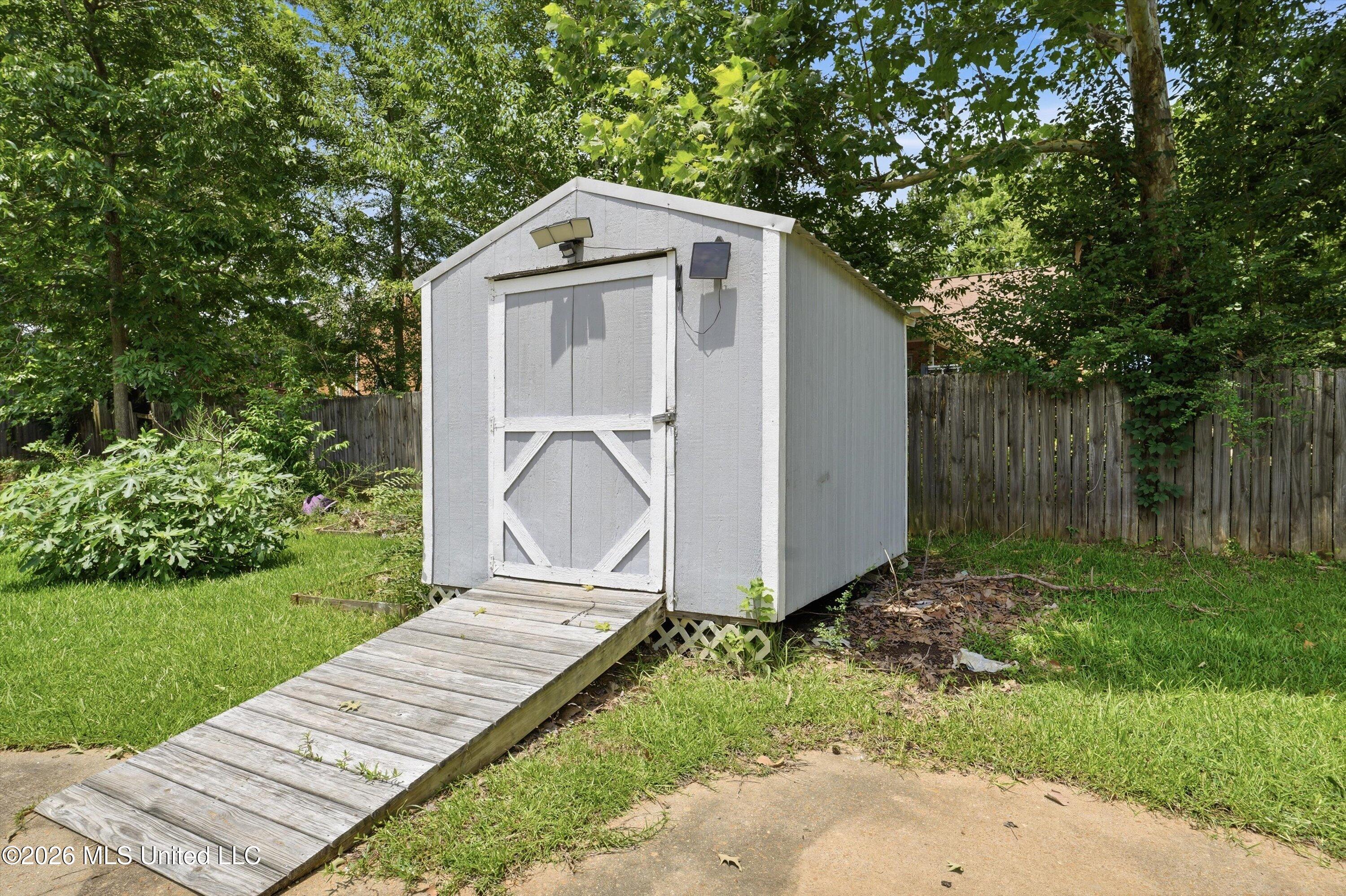 339 Barfield Drive Property Photo 35