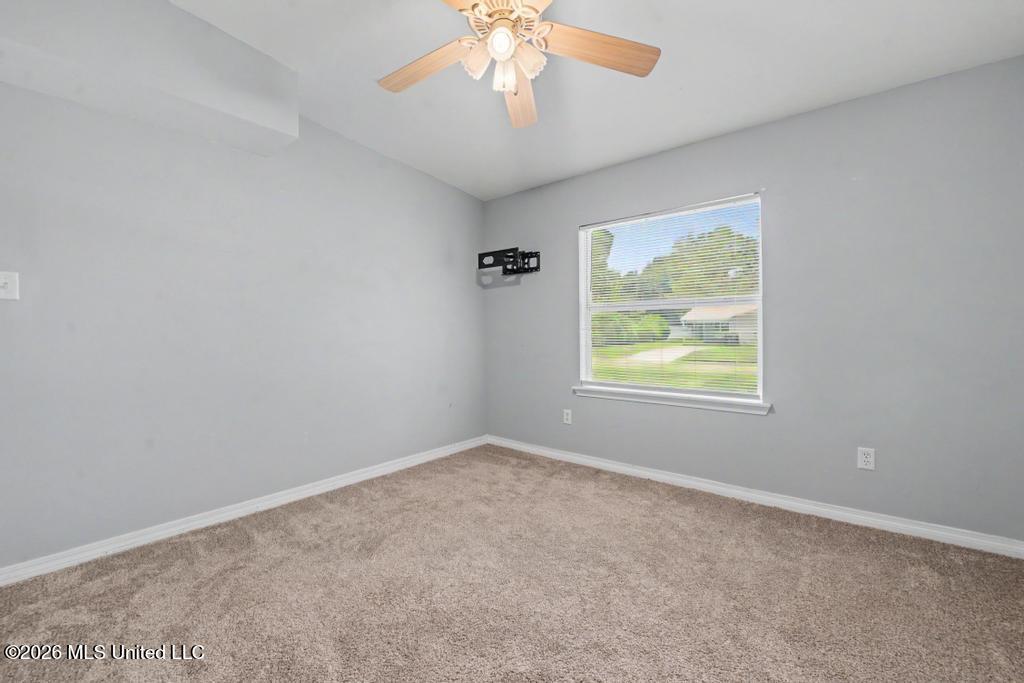 2607 Avenue B Property Photo 9