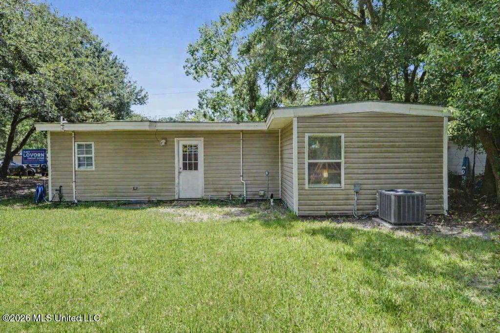 2607 Avenue B Property Photo 18