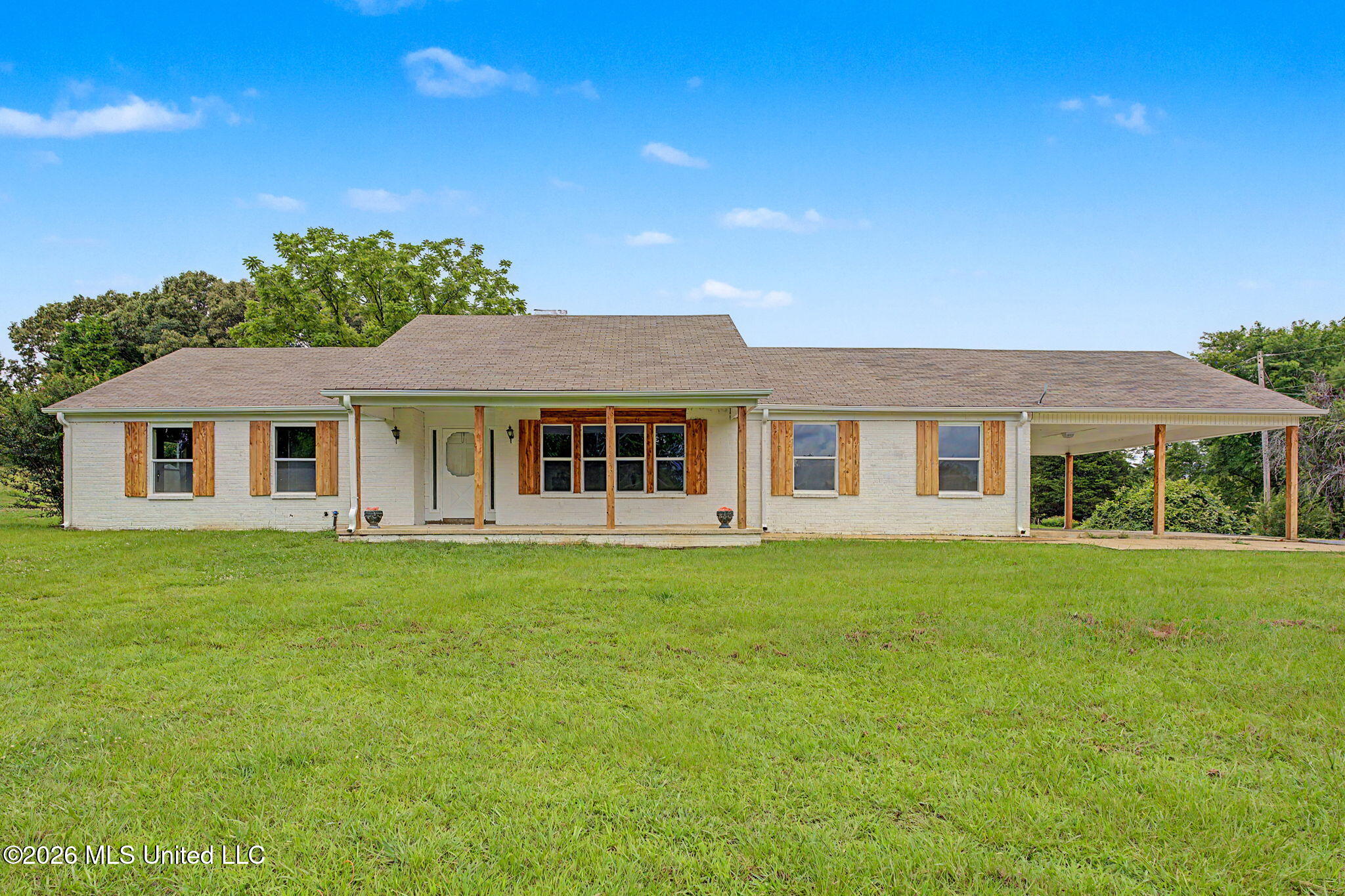 1945 Pryor Road Property Photo 2