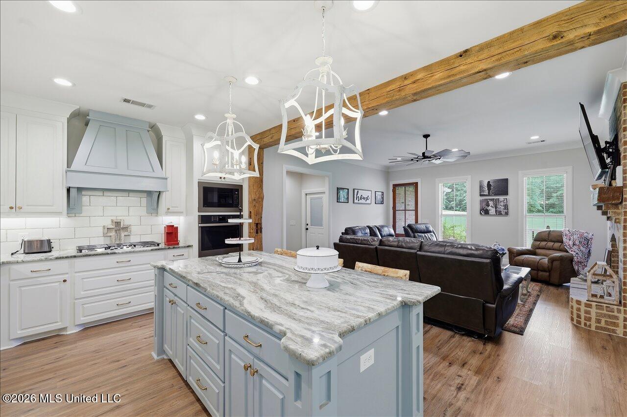 195 Allen Road Property Photo 14