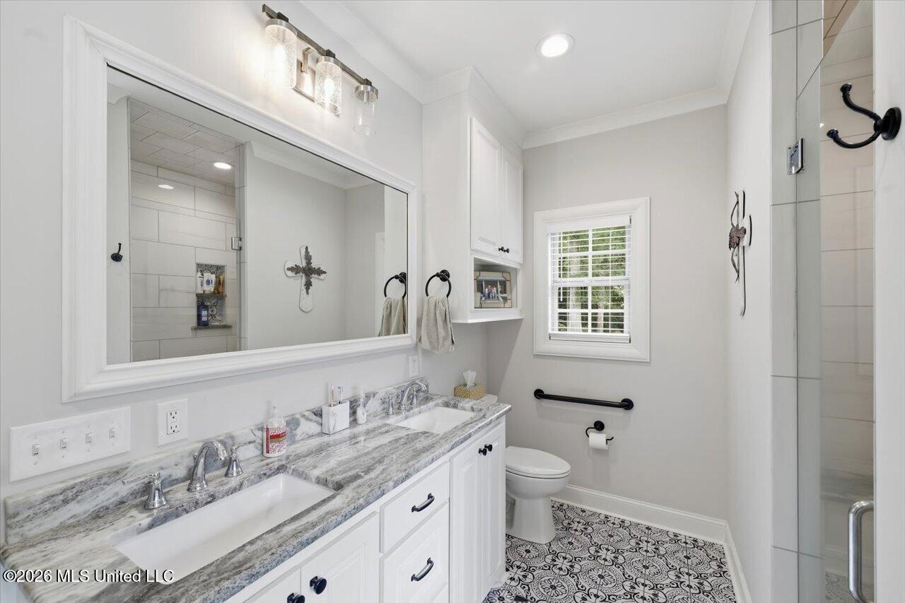 195 Allen Road Property Photo 21