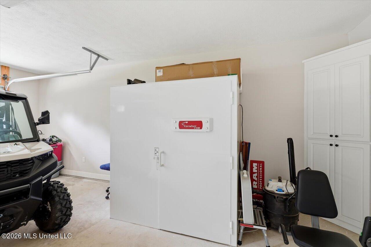 195 Allen Road Property Photo 26