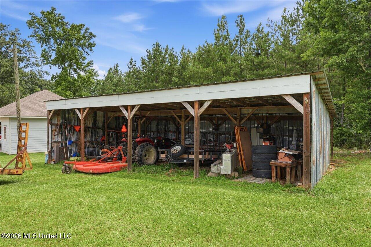 195 Allen Road Property Photo 35