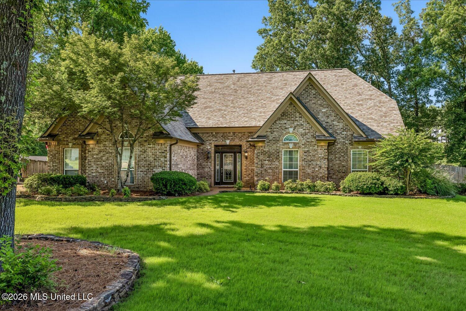 3871 E Nail Road Property Photo 1