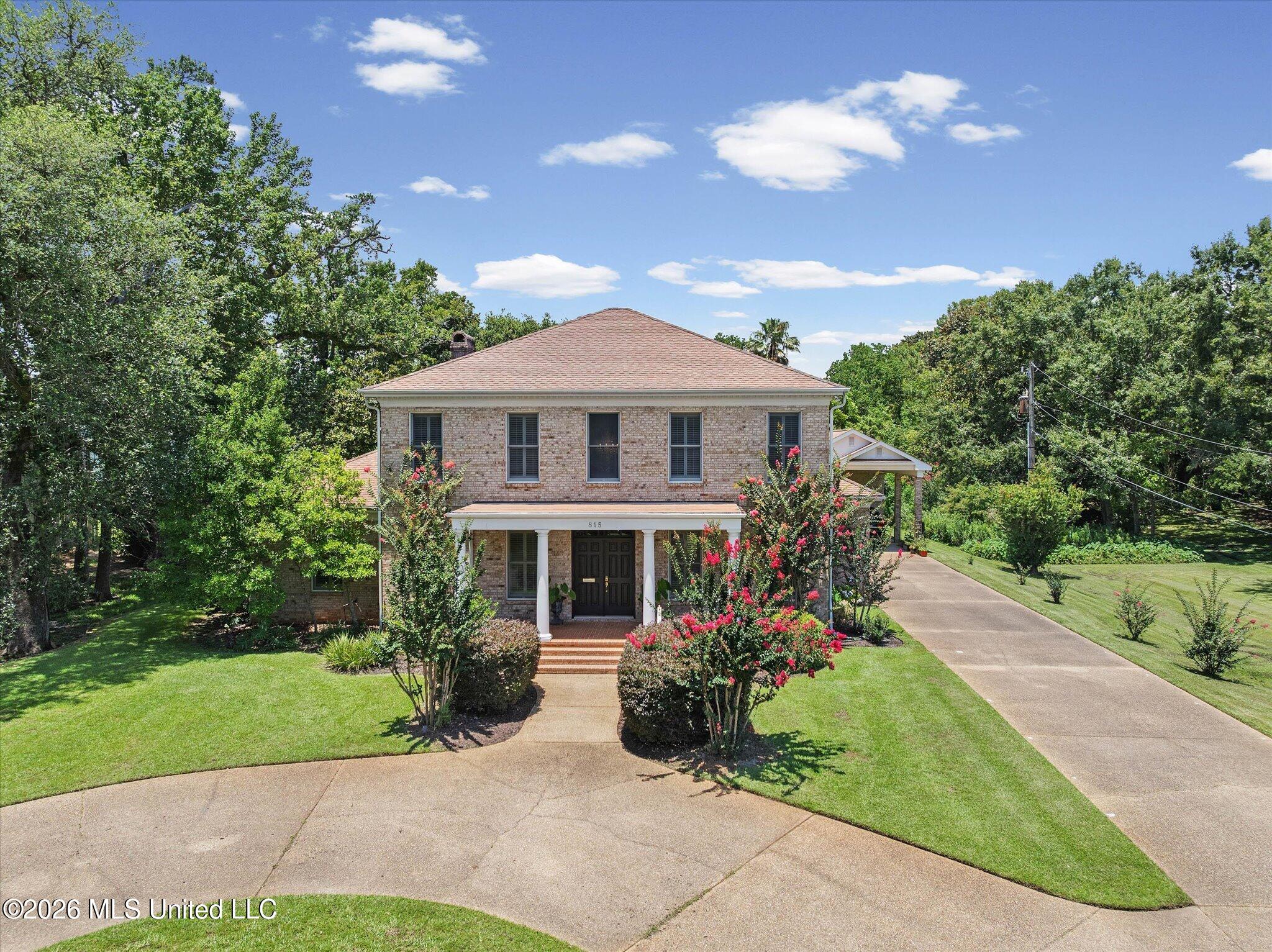 815 Grant Avenue Property Photo 1