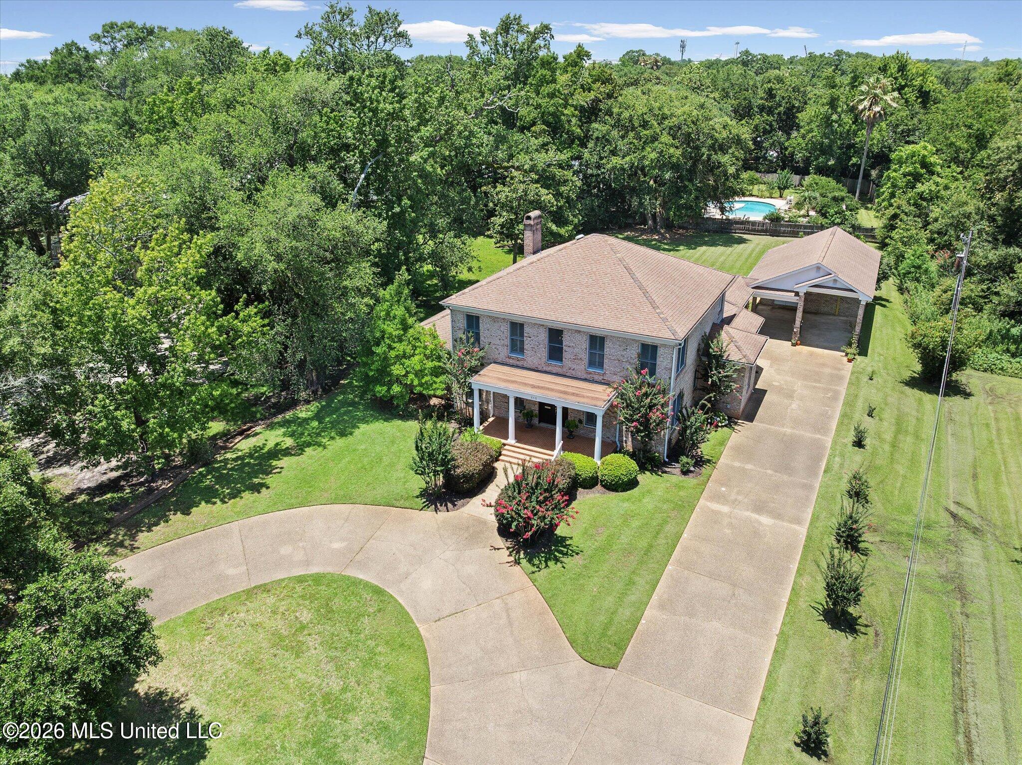 815 Grant Avenue Property Photo 2