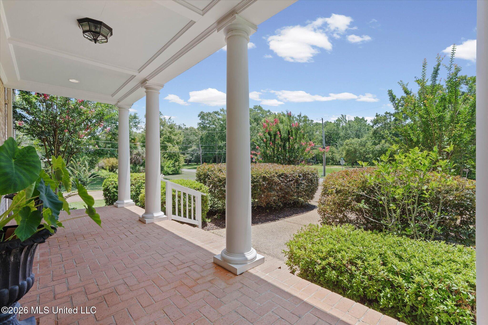 815 Grant Avenue Property Photo 3