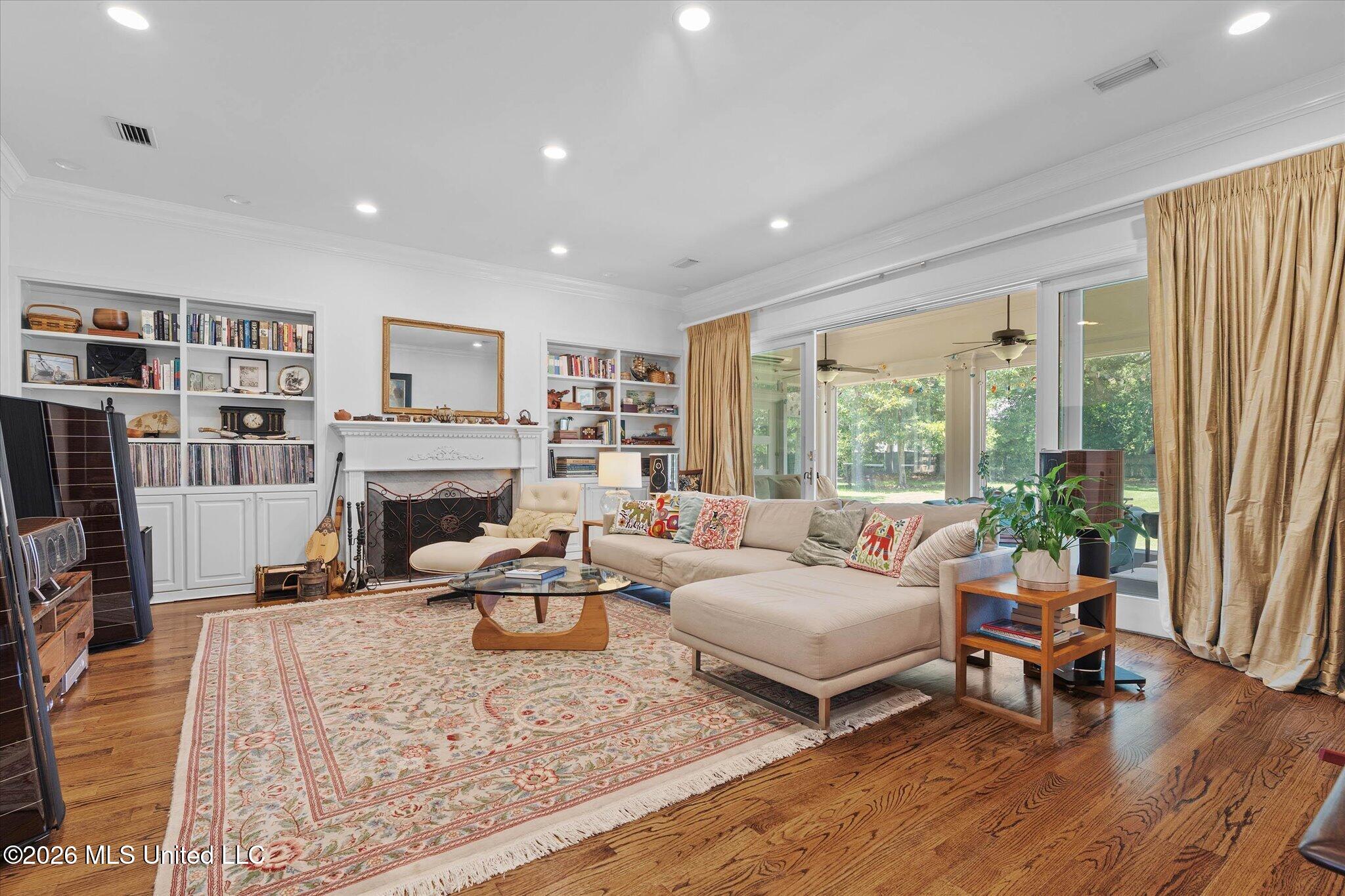 815 Grant Avenue Property Photo 14