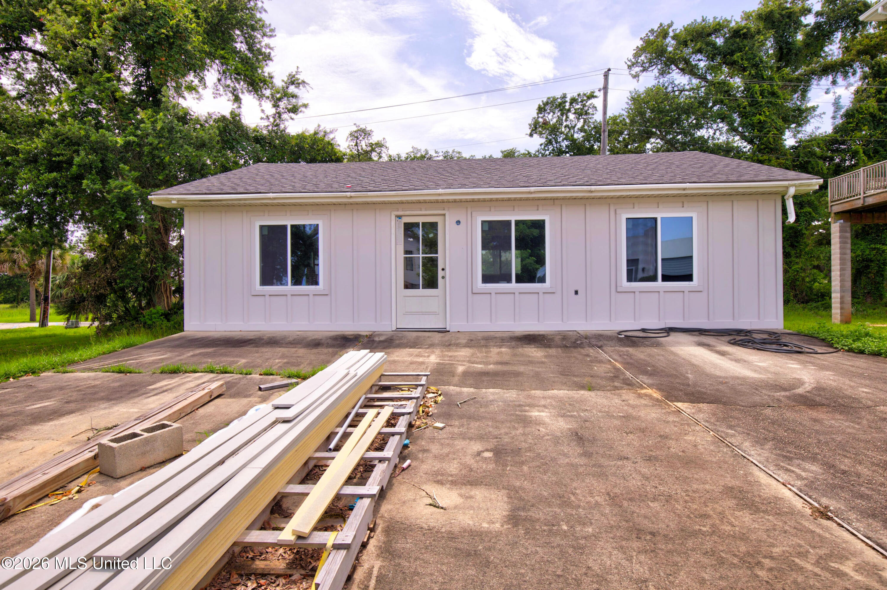 149 Markham Drive Property Photo 2