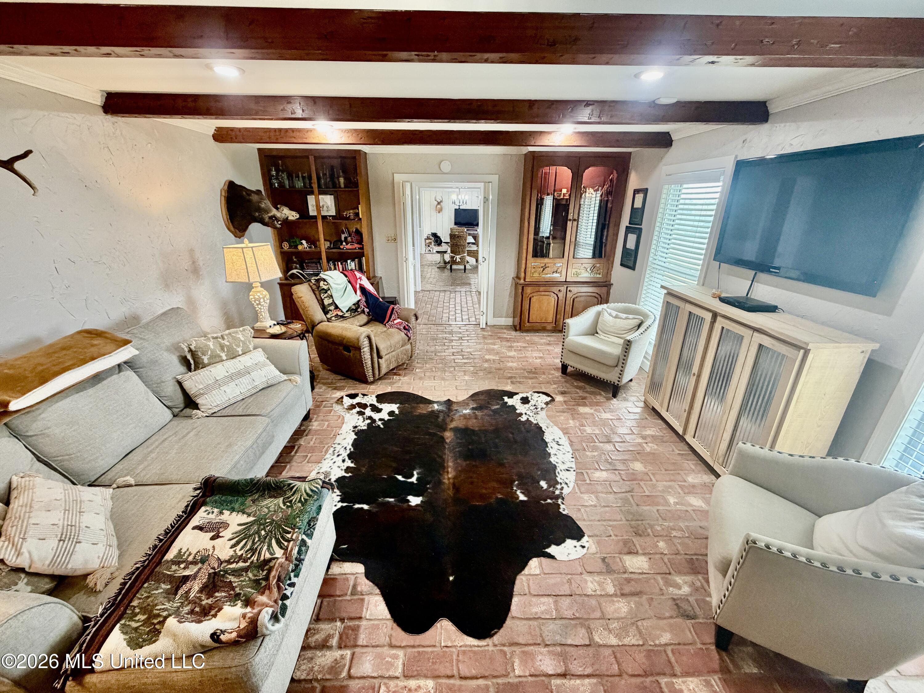 538 Evans Road Property Photo 6