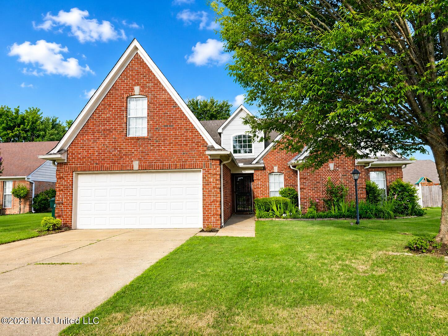 5788 Carter Drive Property Photo 1