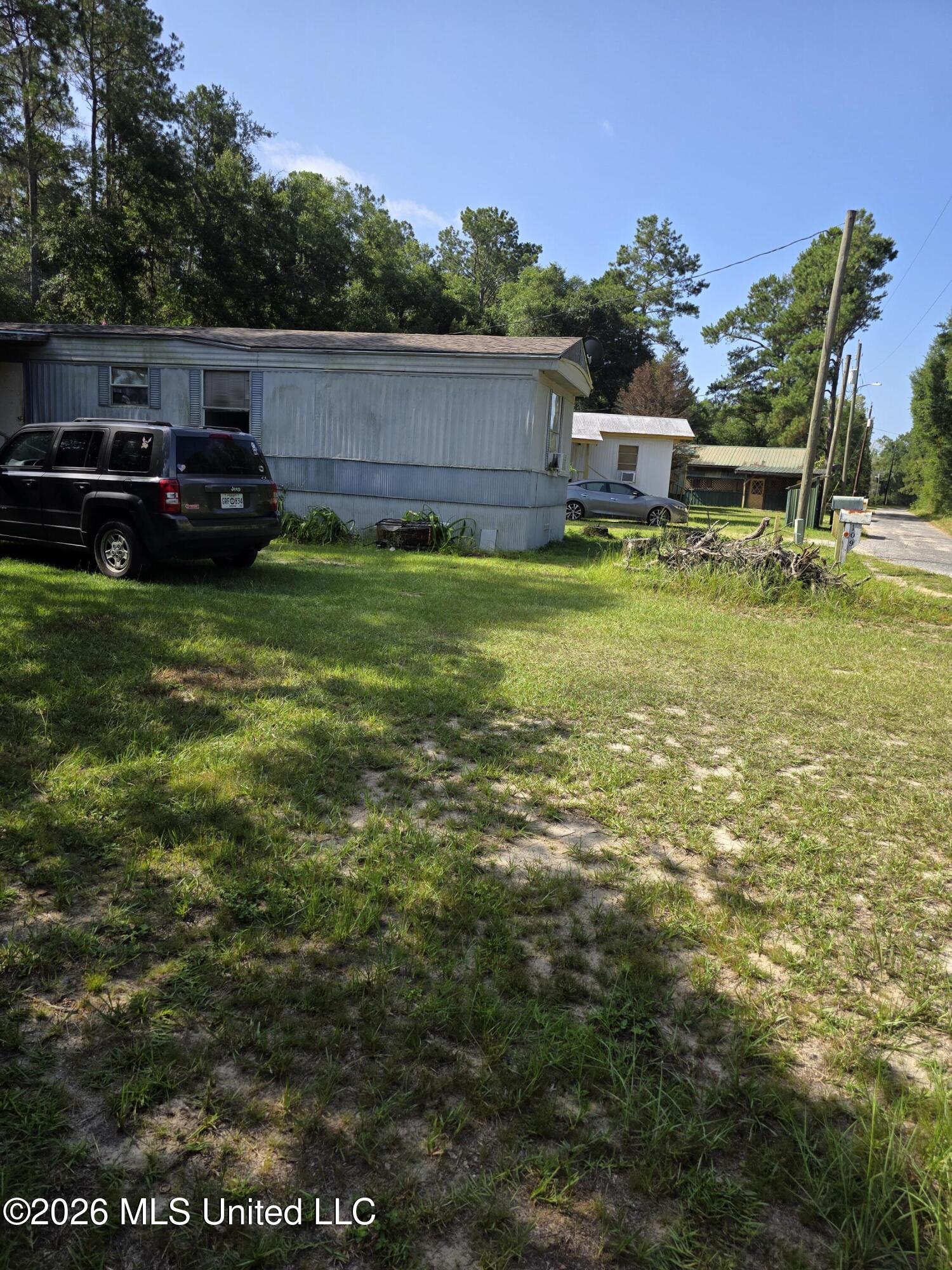 109 Lilly Pad Road Property Photo 2
