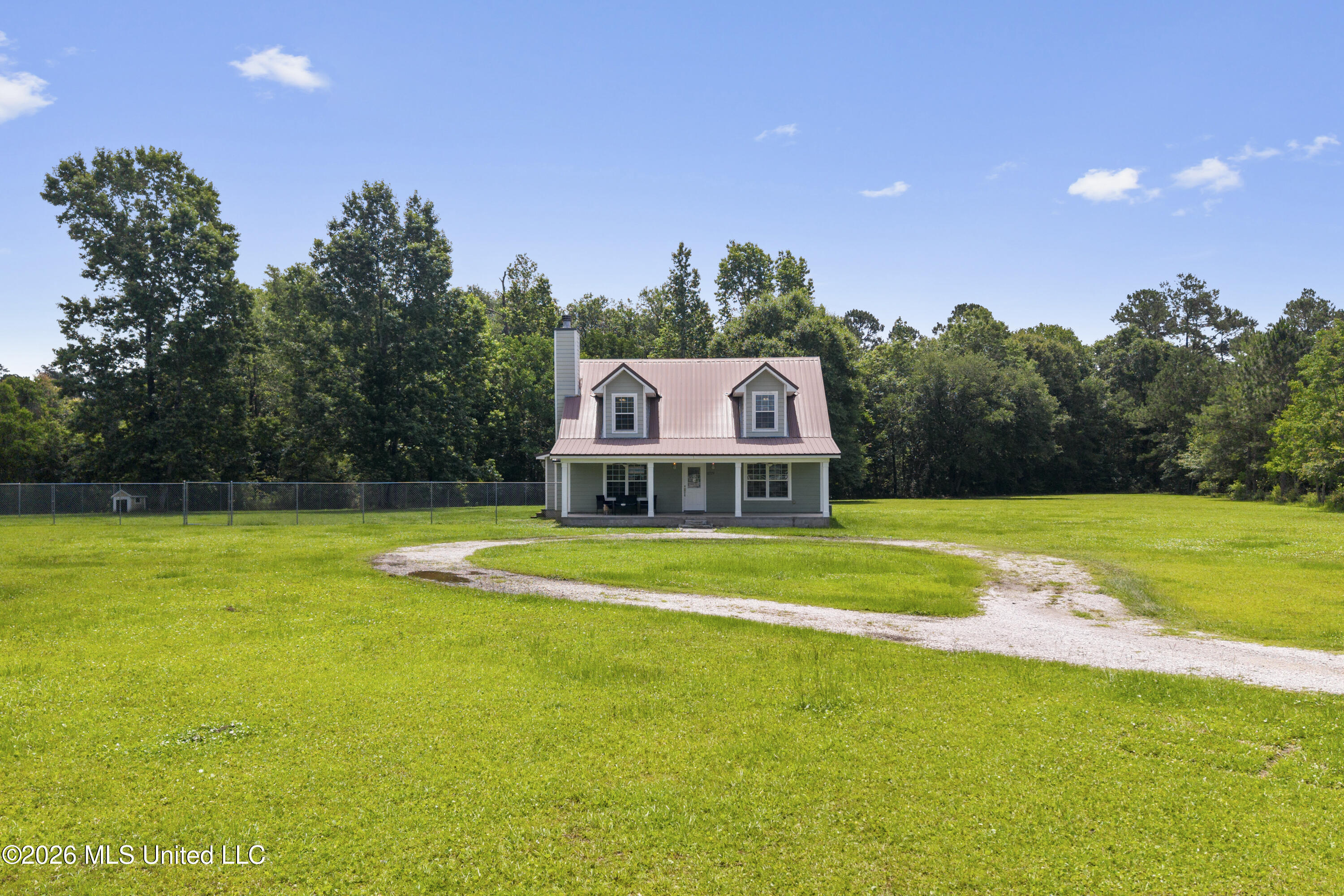 11729 Bell Avenue Property Photo 6