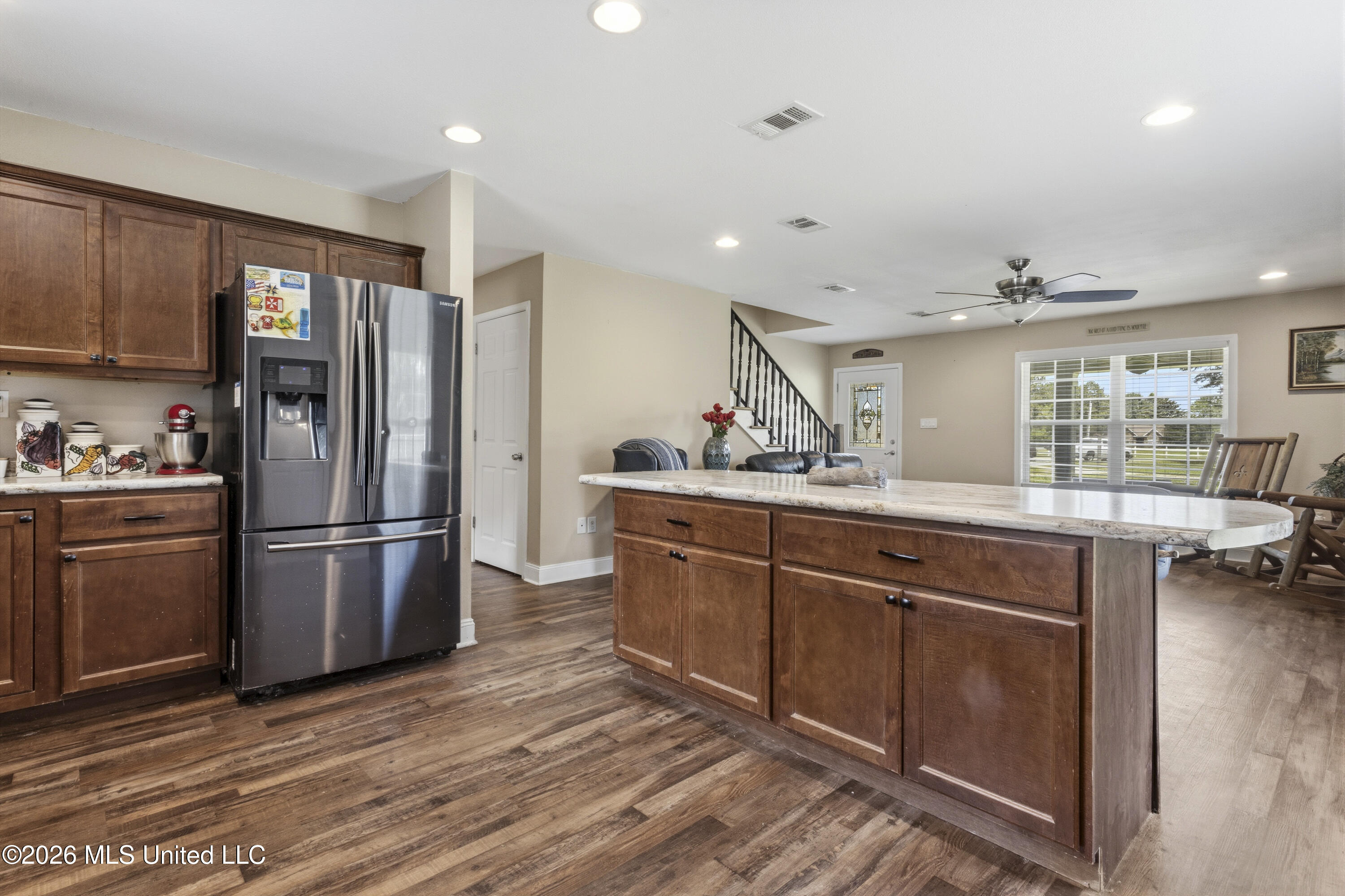 11729 Bell Avenue Property Photo 18