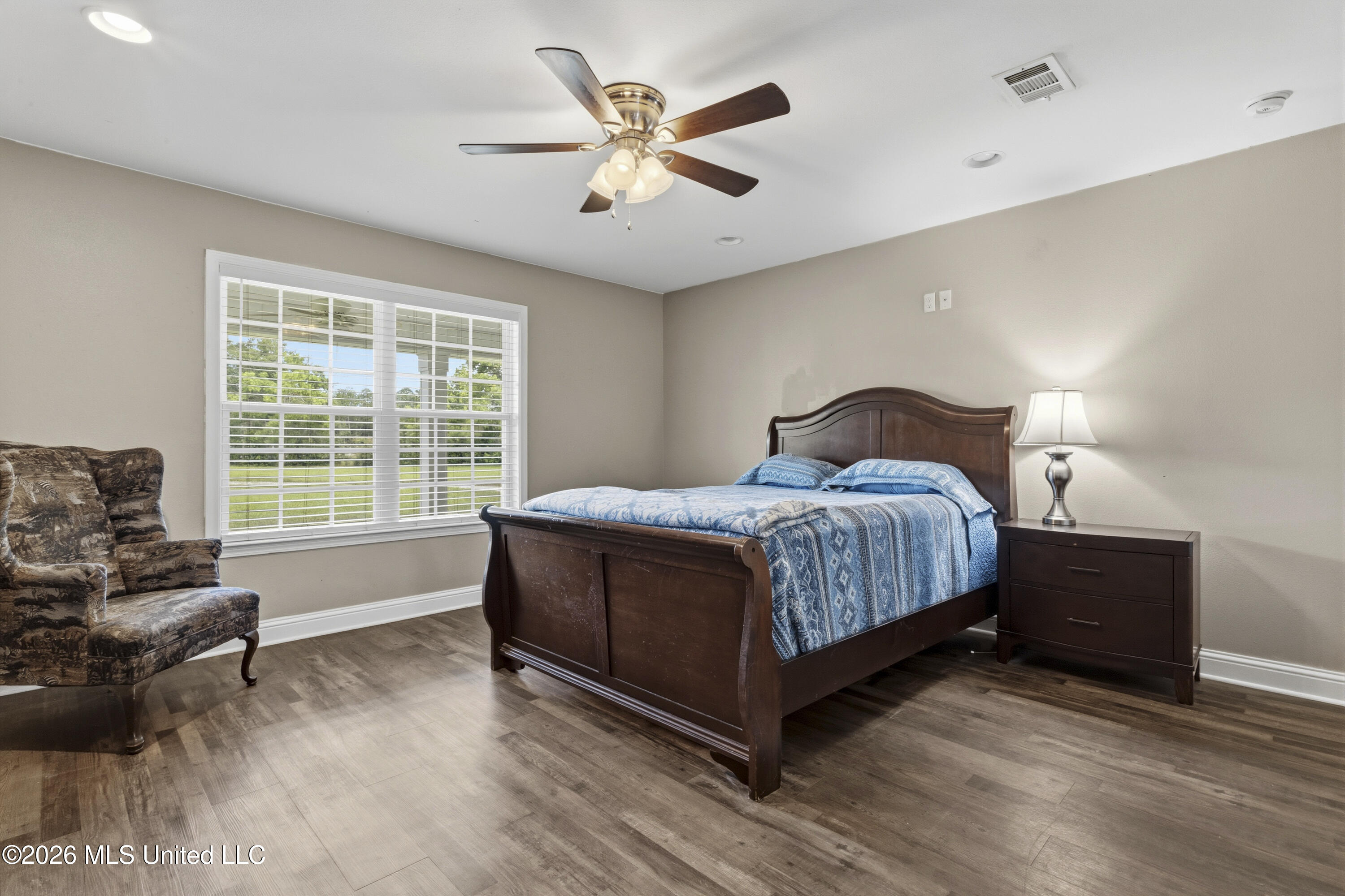 11729 Bell Avenue Property Photo 19