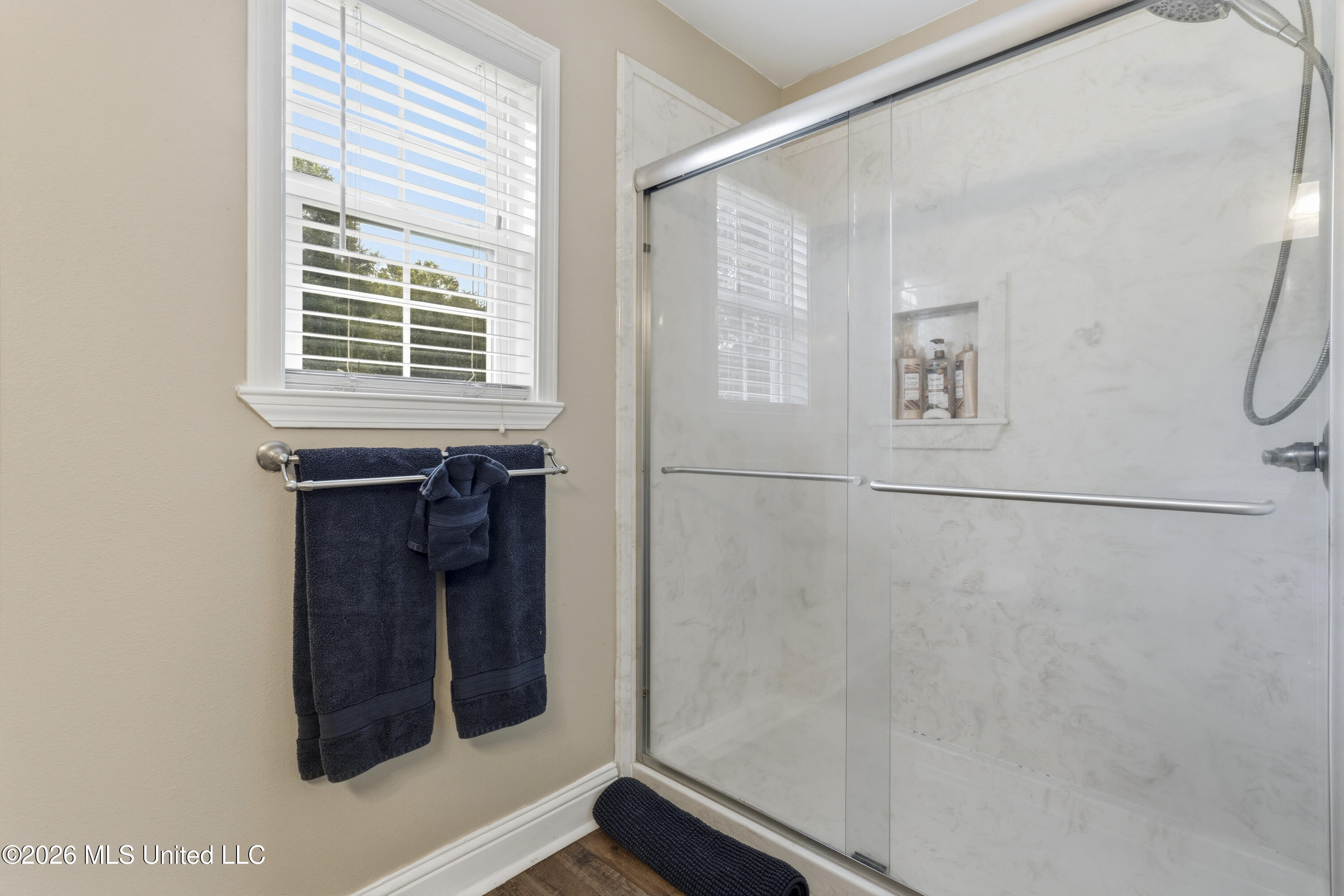 11729 Bell Avenue Property Photo 22