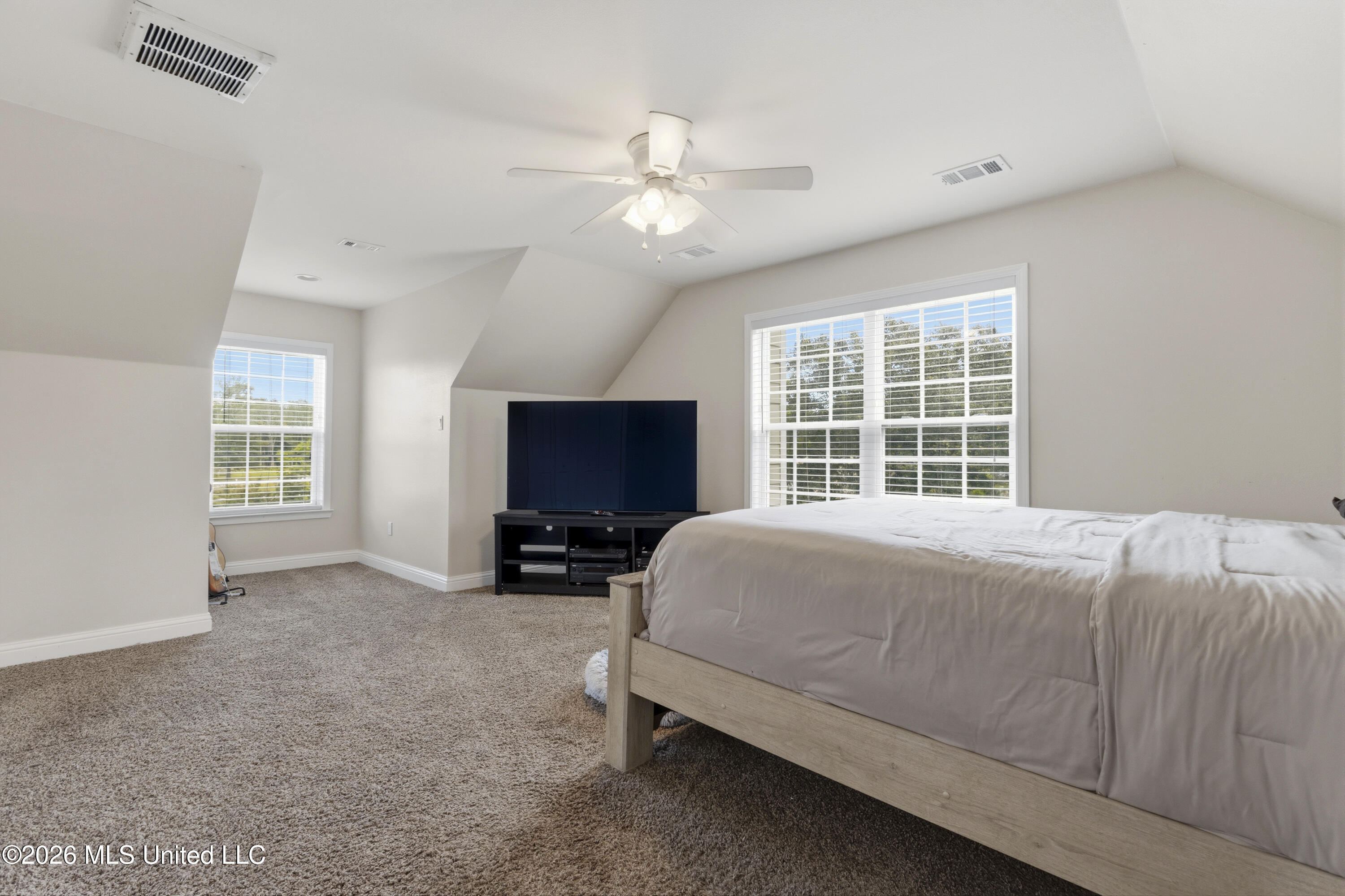 11729 Bell Avenue Property Photo 26