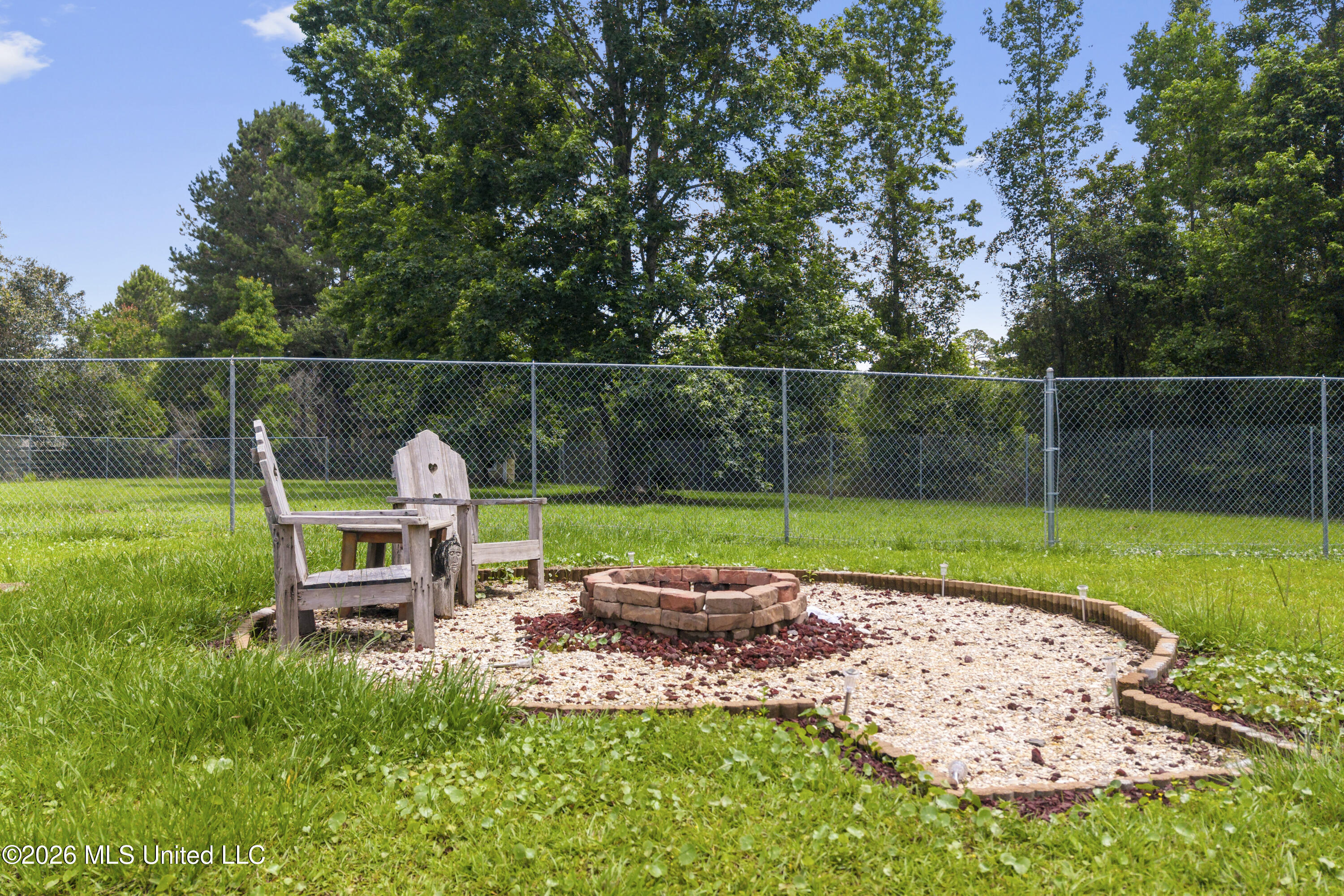 11729 Bell Avenue Property Photo 32