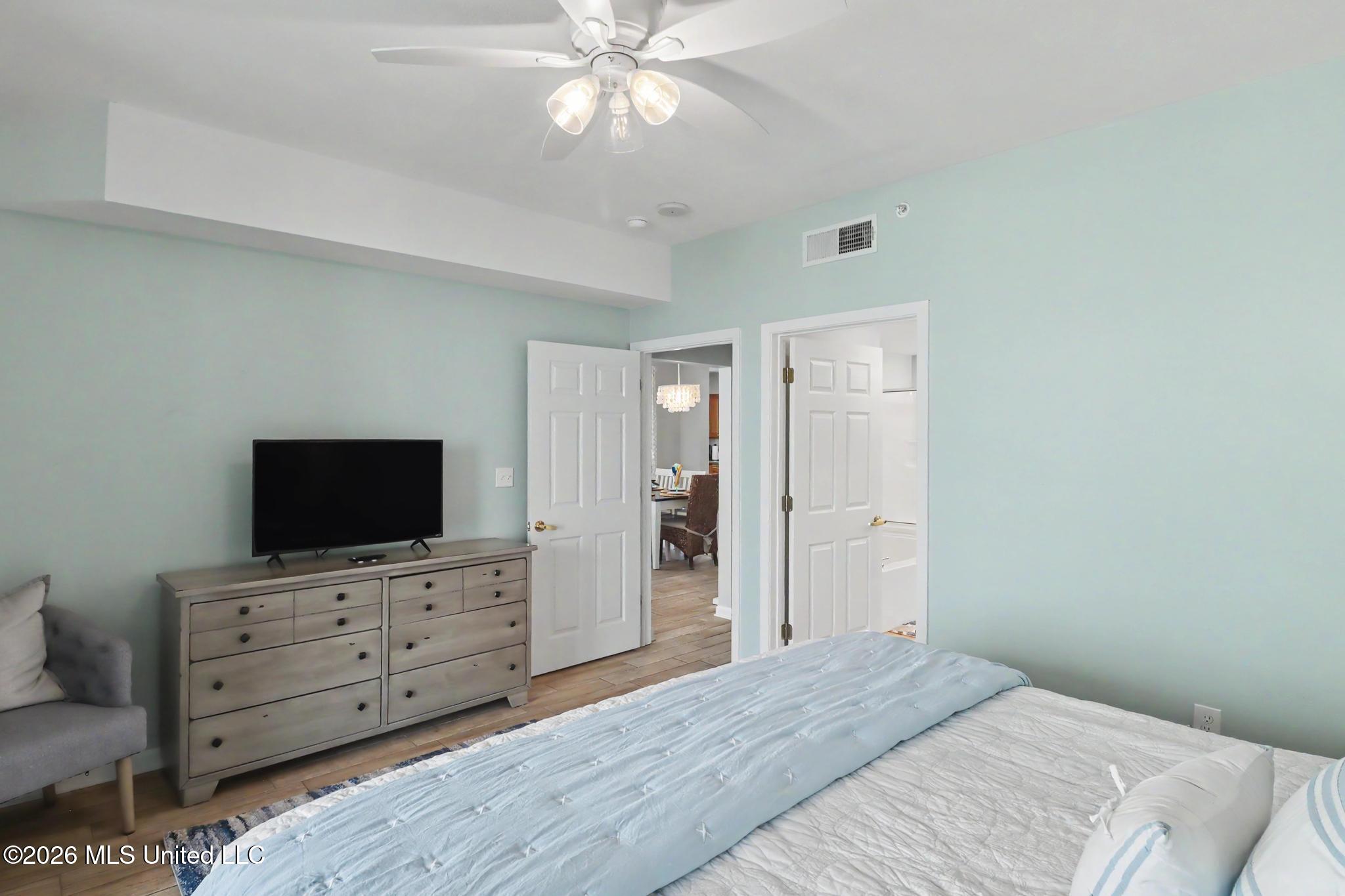 2230 Beach Drive Property Photo 24