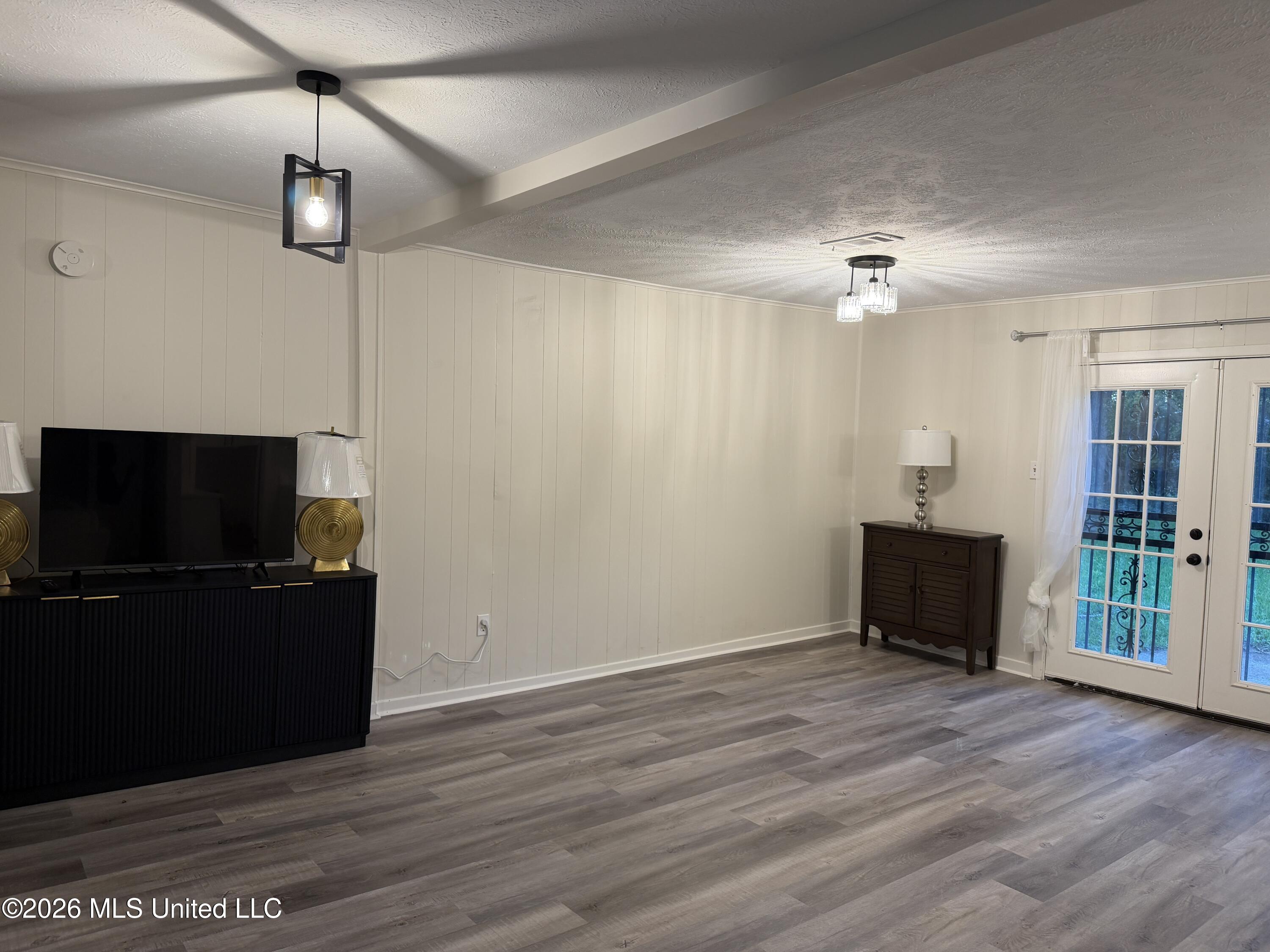958 Watkins Place Property Photo 6