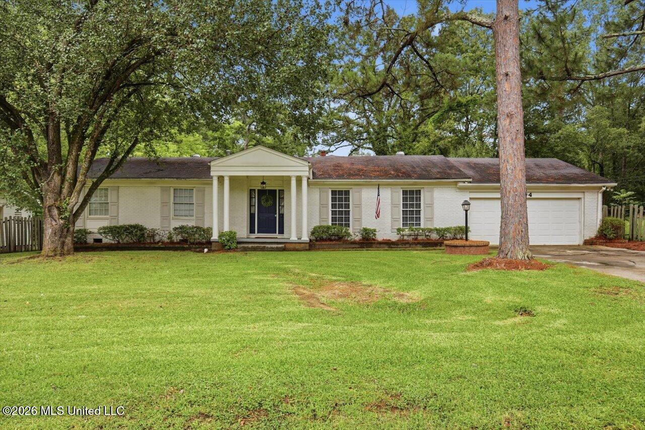 804 Dunton Road Property Photo 1